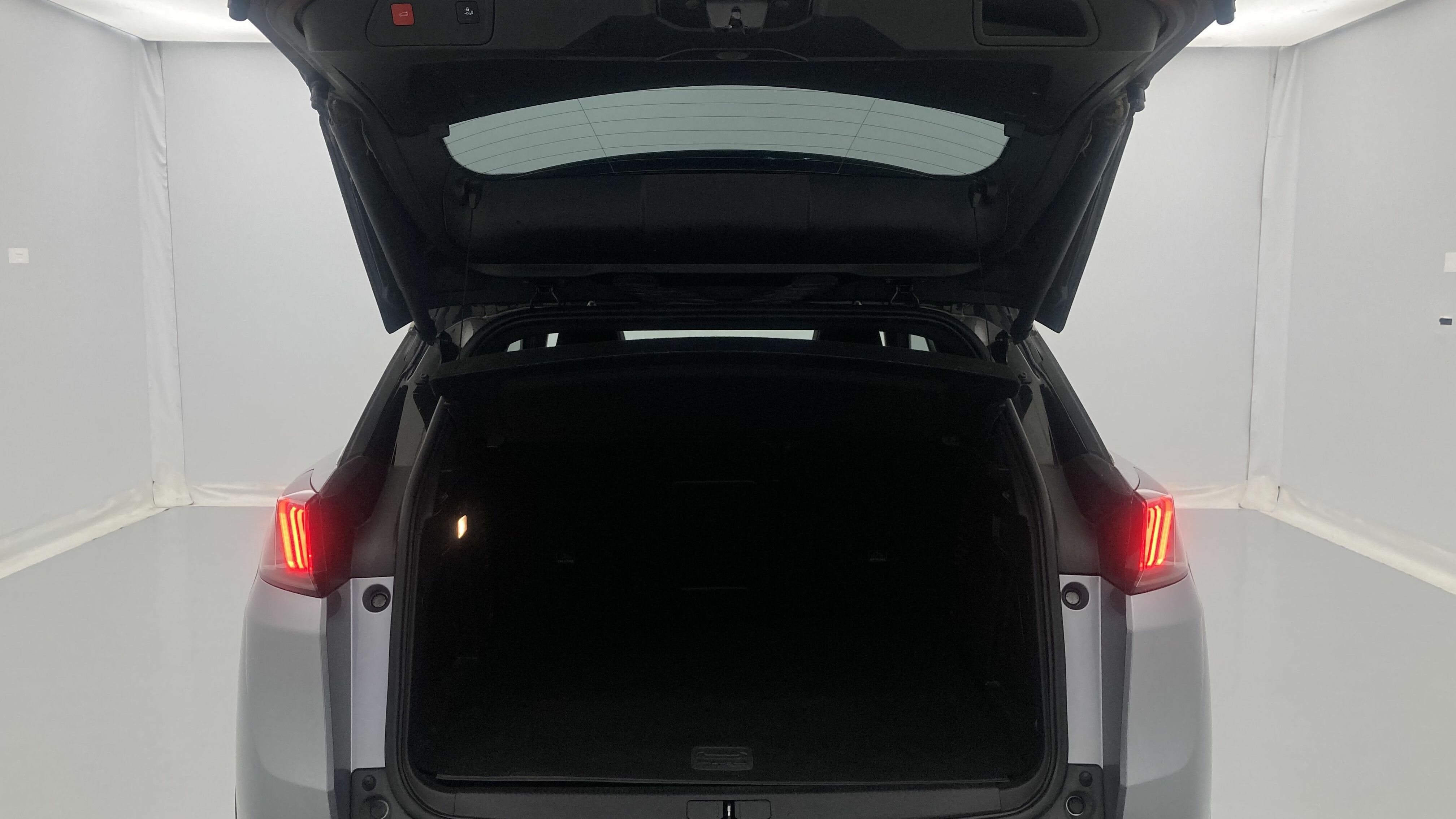 peugeot 3008 gt pack 1.6 HYBRID 300 EAT PHEV 2022 gris artense / negro 23