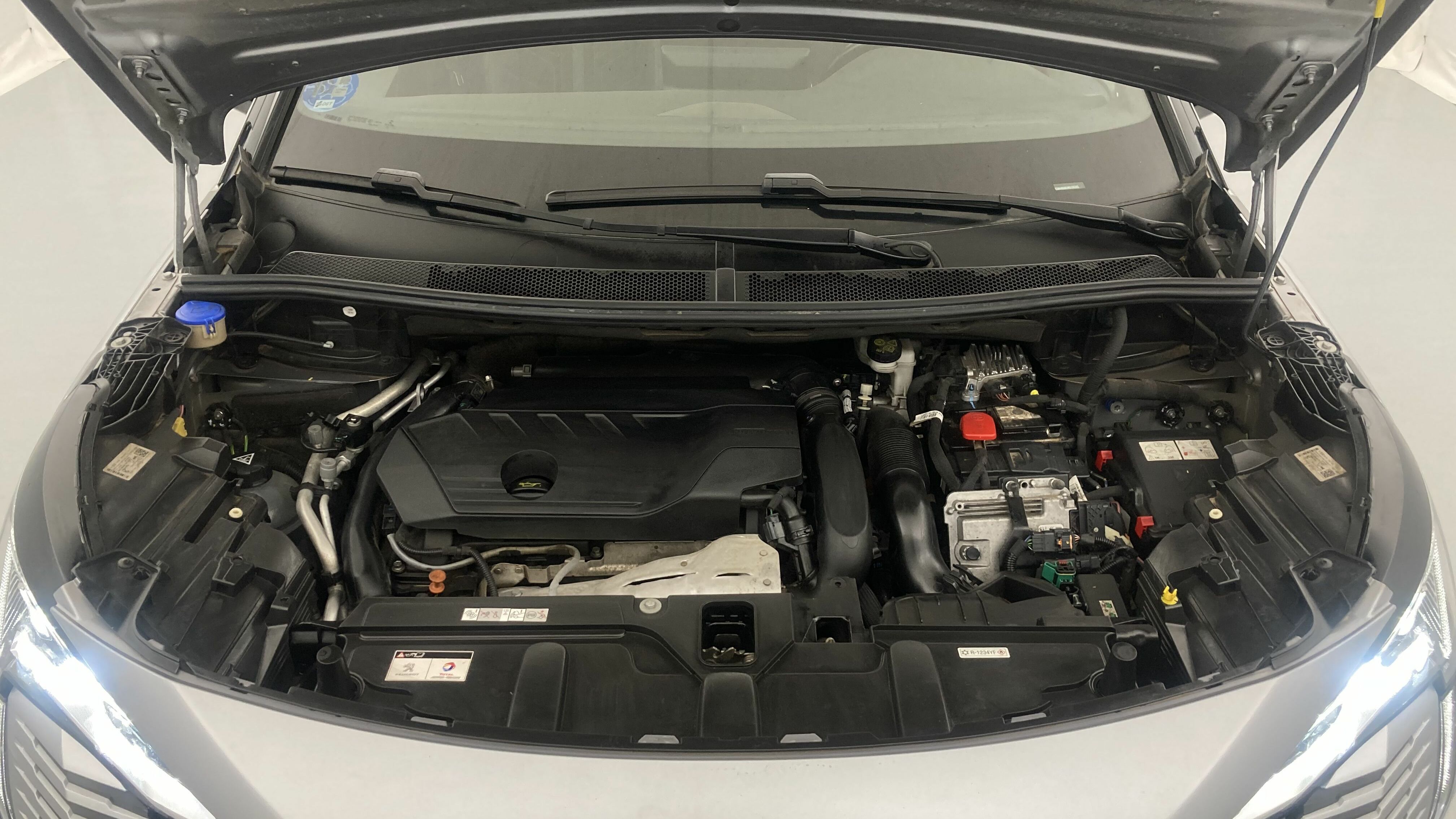 peugeot 3008 gt pack 1.6 HYBRID 300 EAT PHEV 2022 gris artense / negro 24