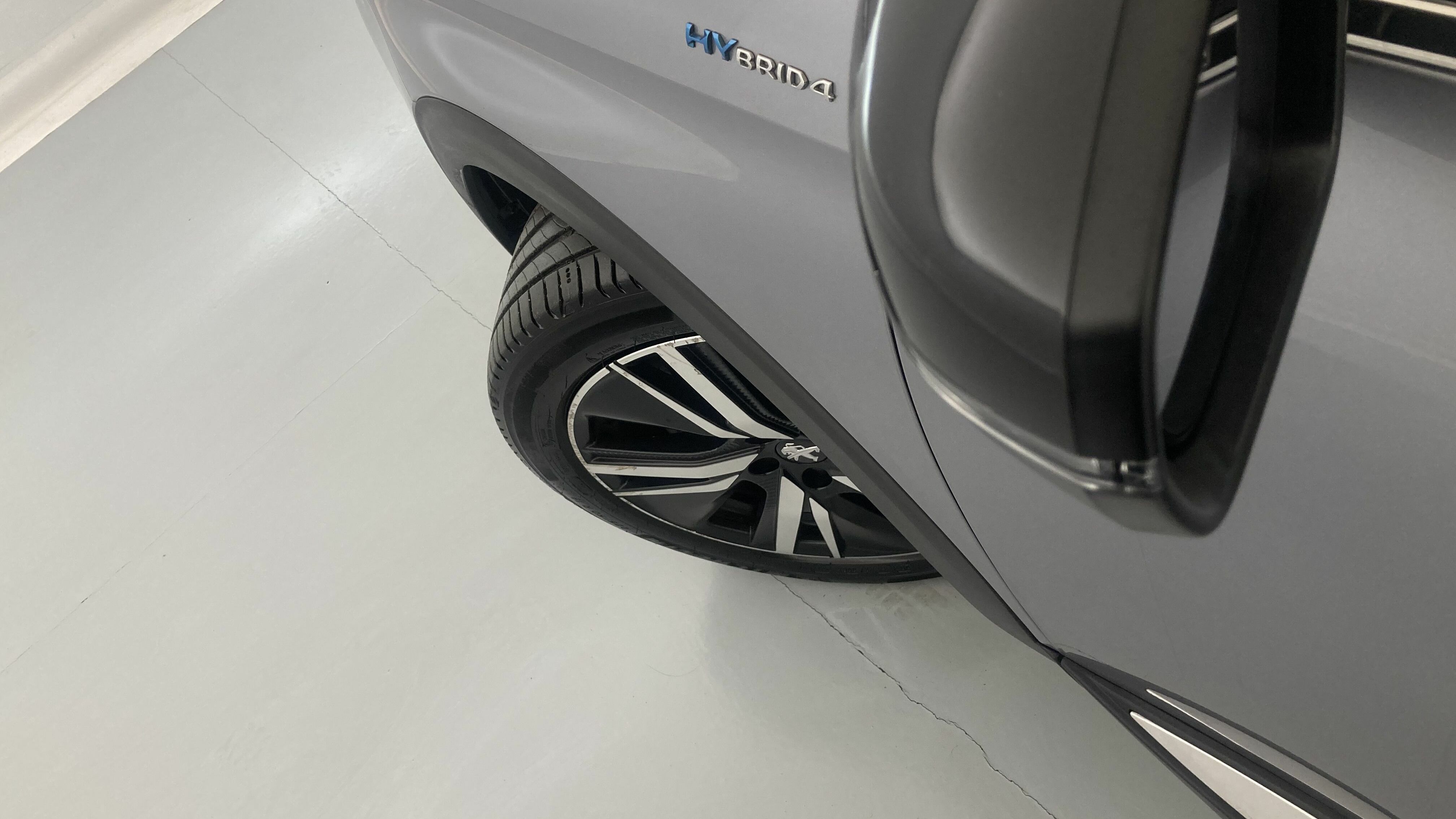 peugeot 3008 gt pack 1.6 HYBRID 300 EAT PHEV 2022 gris artense / negro 27