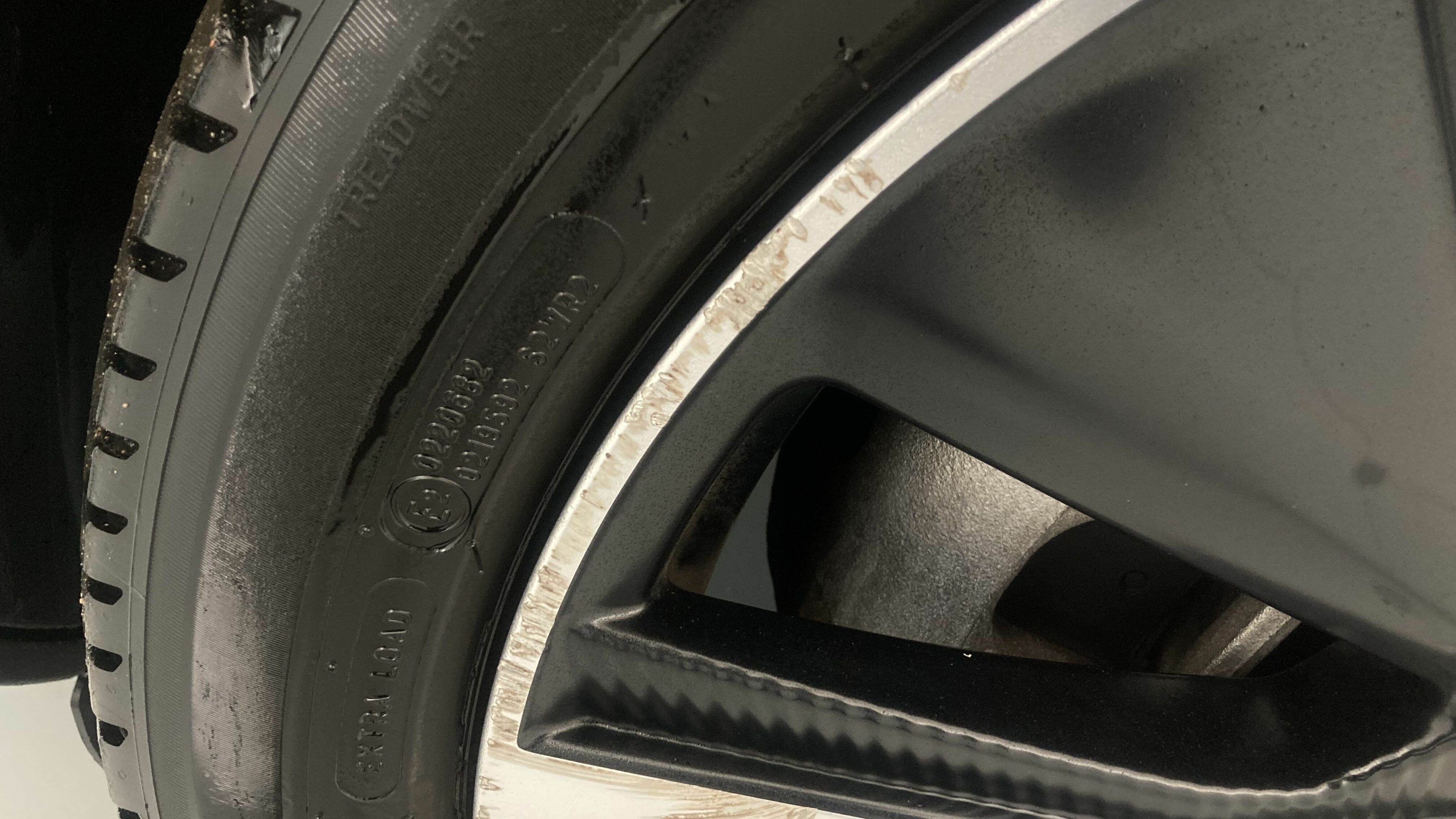 peugeot 3008 gt pack 1.6 HYBRID 300 EAT PHEV 2022 gris artense / negro 30