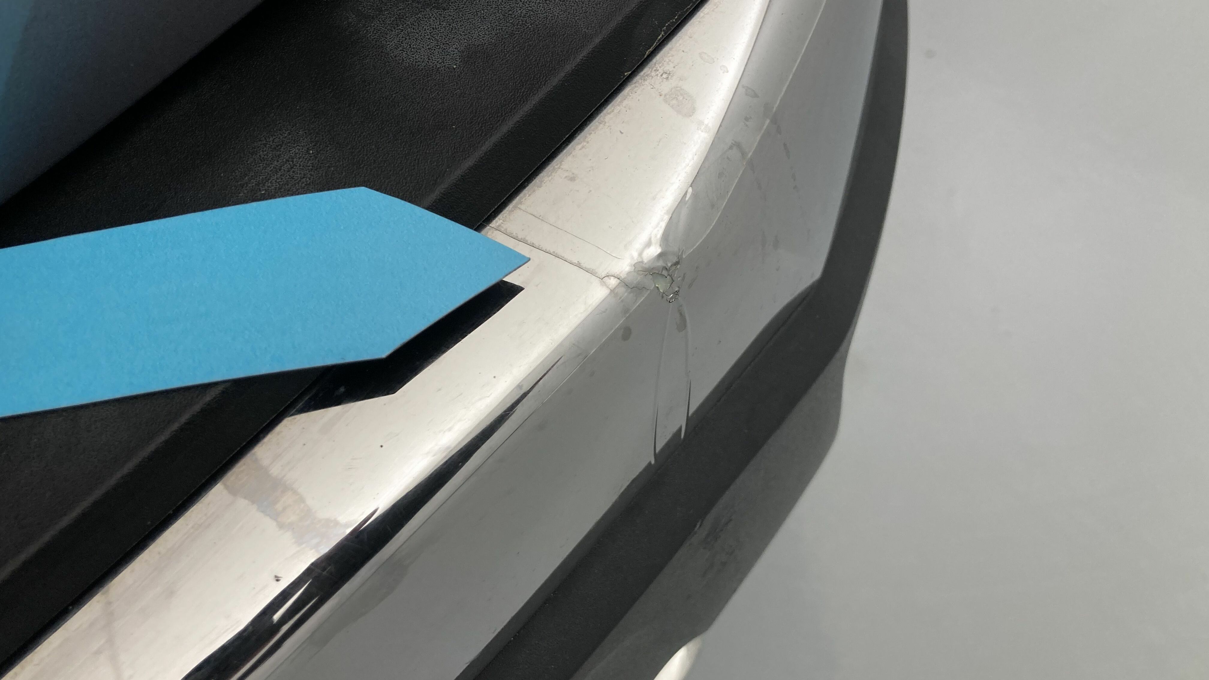 peugeot 3008 gt pack 1.6 HYBRID 300 EAT PHEV 2022 gris artense / negro 33