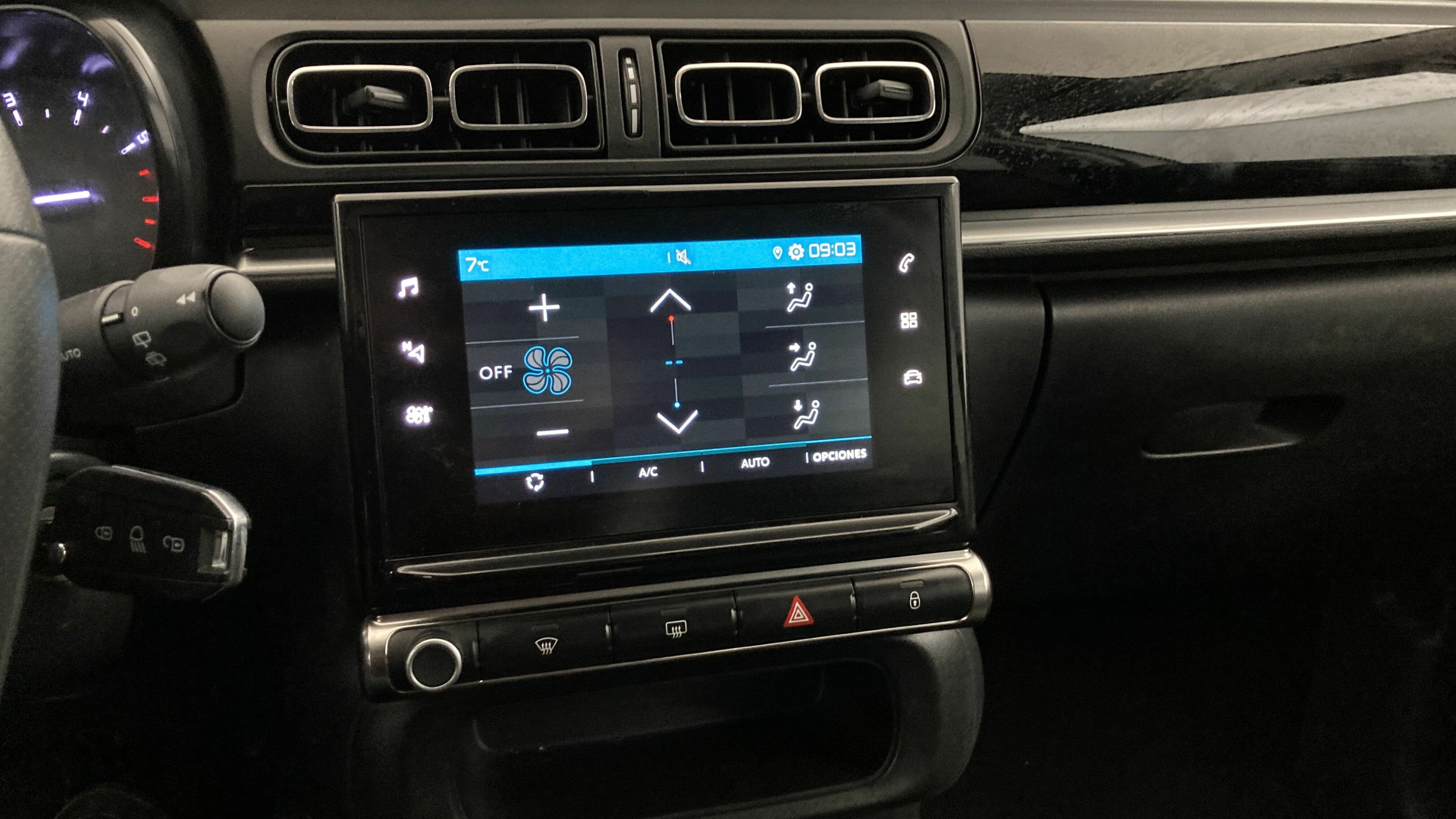 citroen c3 origin max 1.2 PURETECH 83 2024 blanco banquise / negro 20