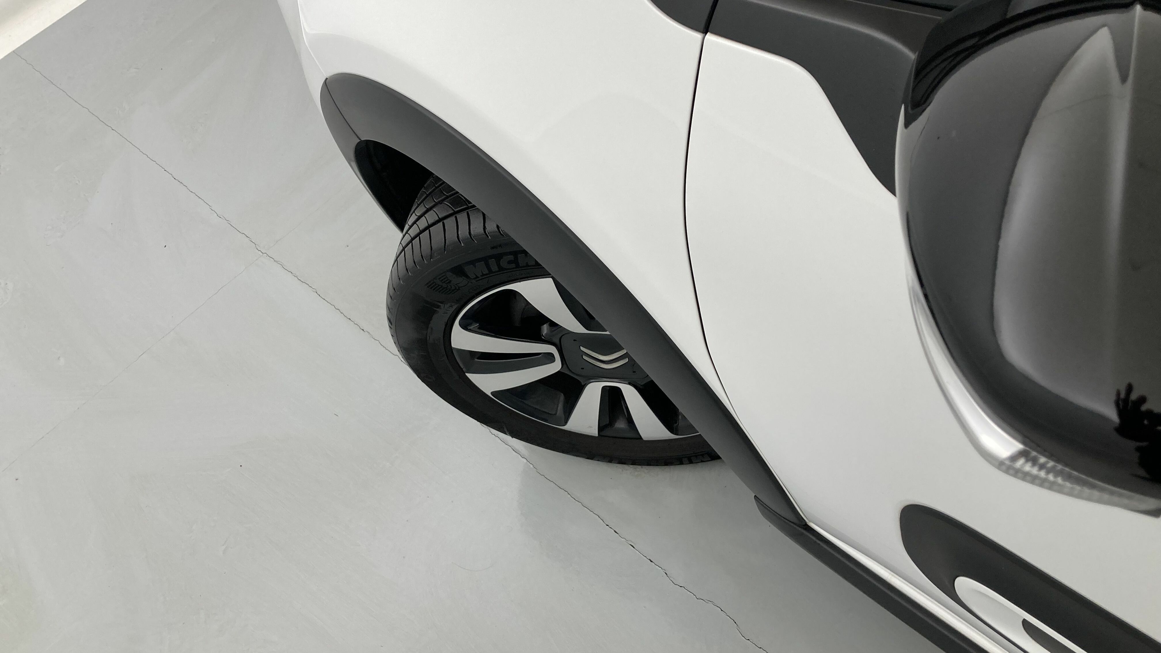 citroen c3 origin max 1.2 PURETECH 83 2024 blanco banquise / negro 29