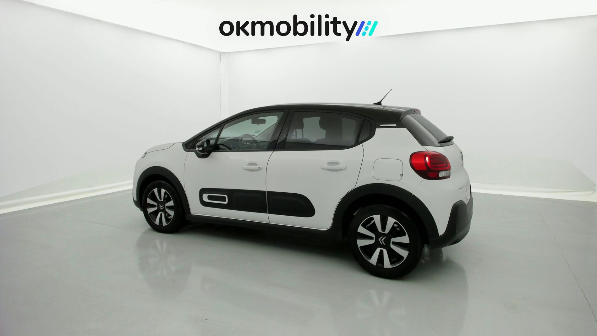citroen c3 origin max 1.2 PURETECH 83 2024 blanco banquise / negro 9