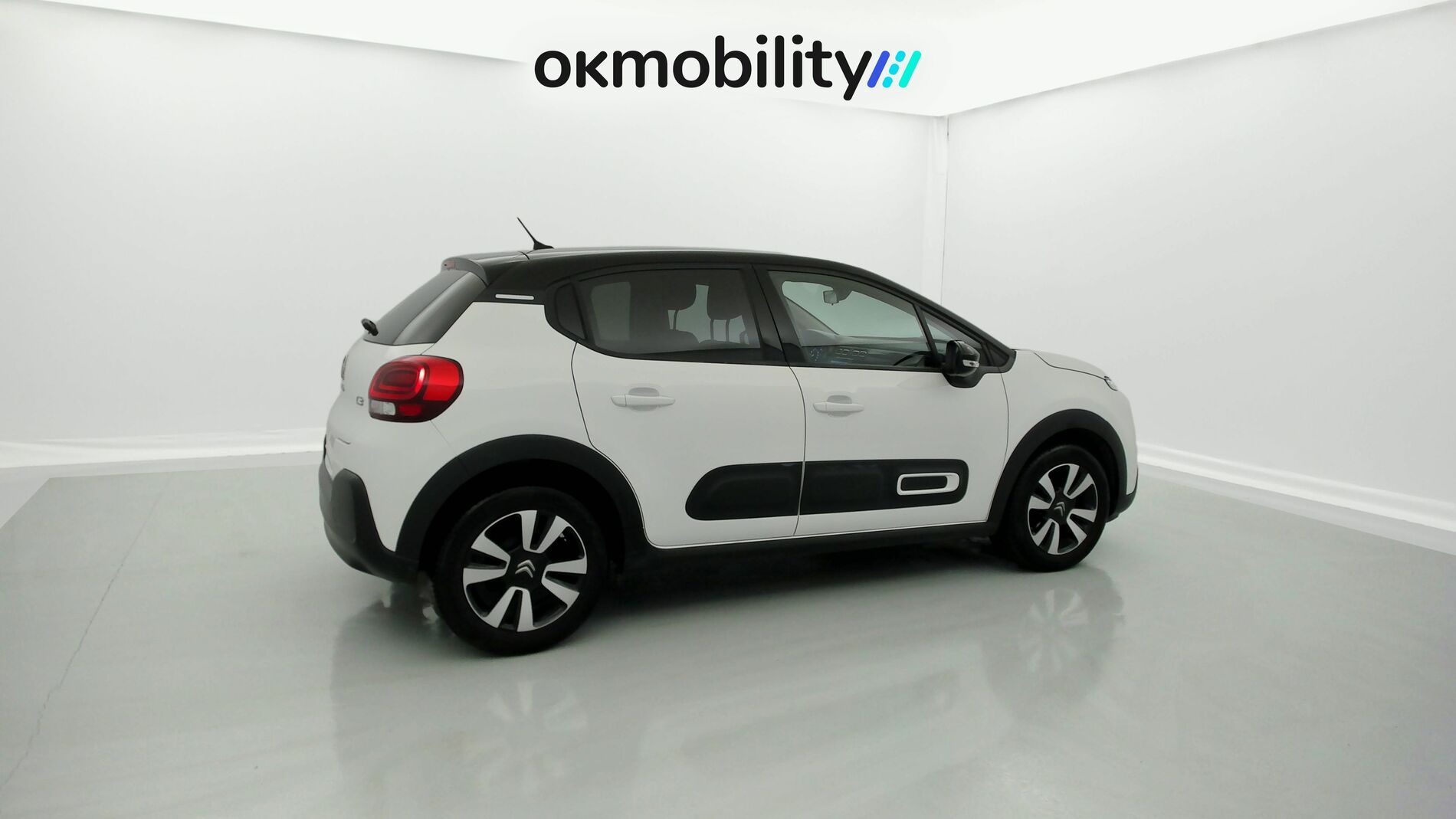 citroen c3 origin max 1.2 PURETECH 83 2024 blanco banquise / negro 13