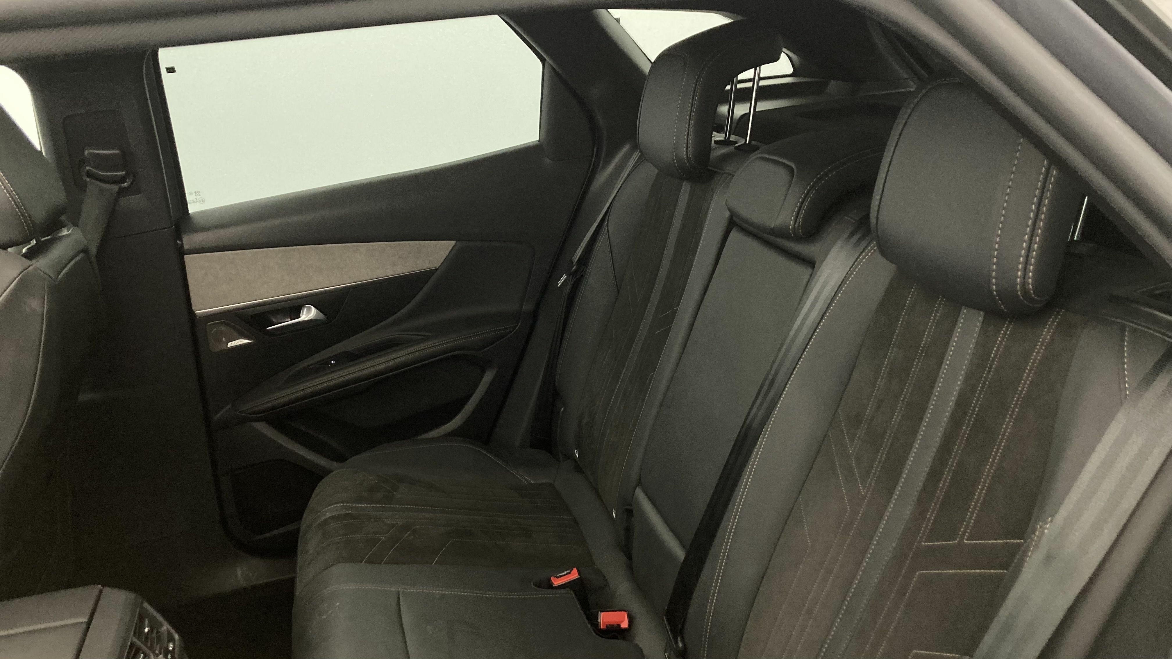 peugeot 3008 gt pack 1.6 HYBRID 300 EAT PHEV 2022 gris artense / negro 20