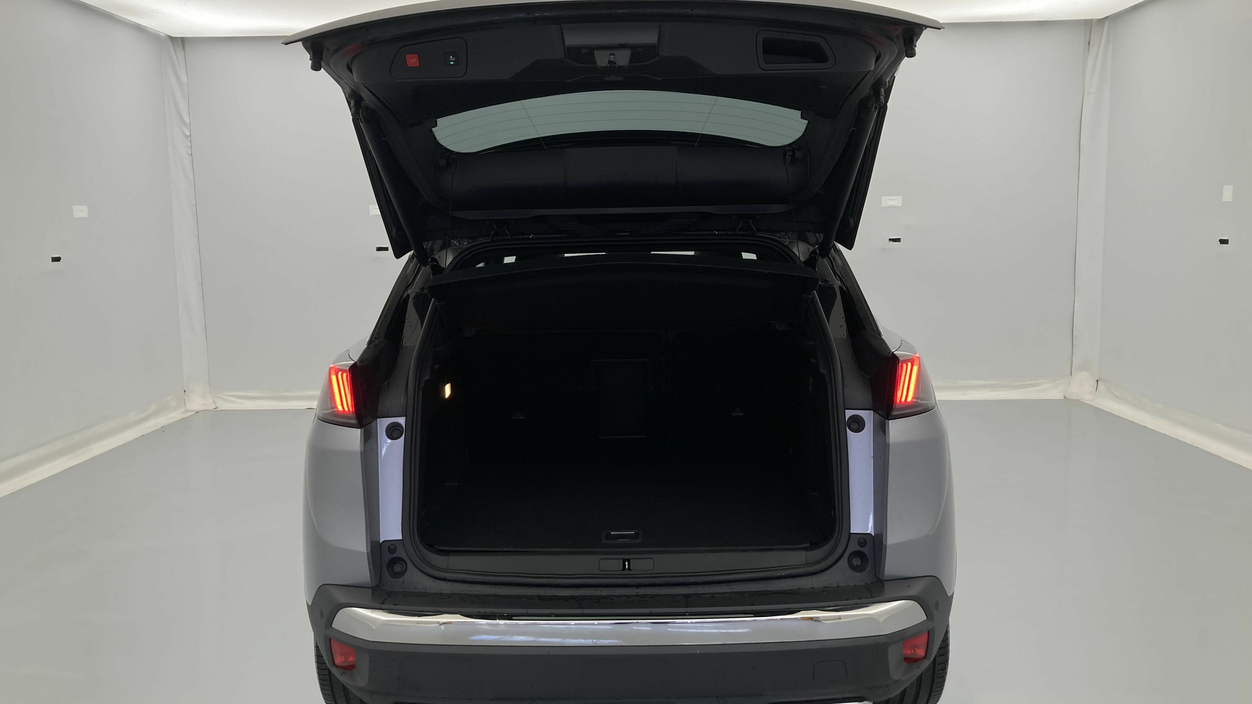 peugeot 3008 gt pack 1.6 HYBRID 300 EAT PHEV 2022 gris artense / negro 23