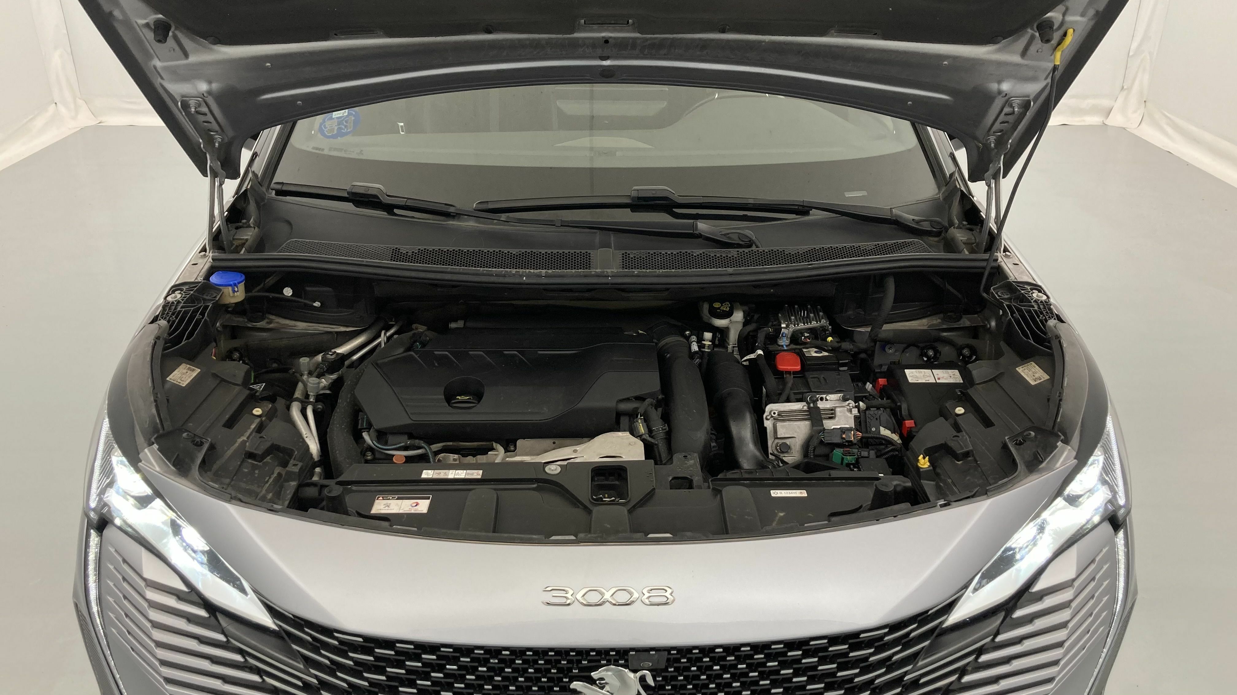 peugeot 3008 gt pack 1.6 HYBRID 300 EAT PHEV 2022 gris artense / negro 24