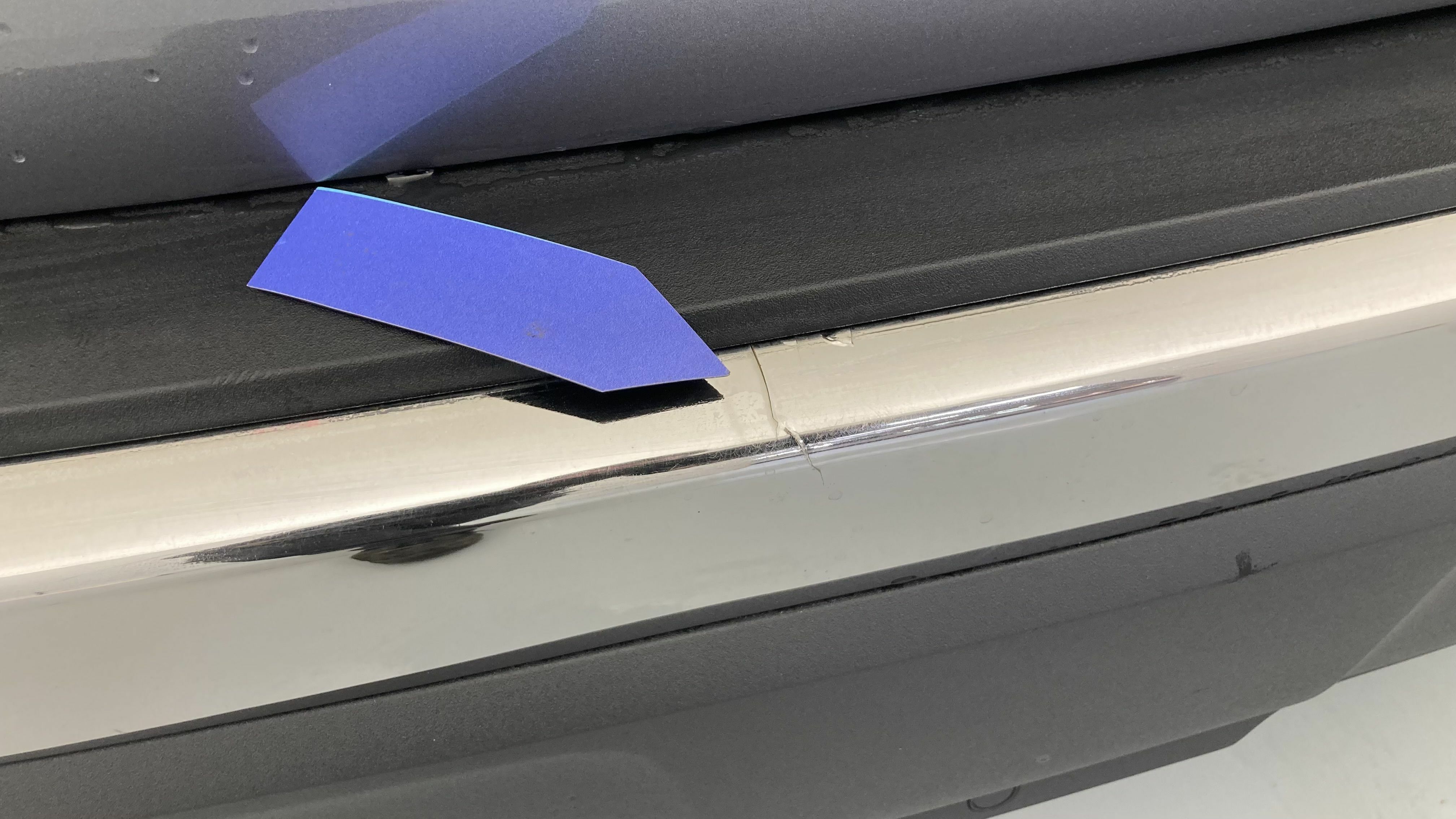 peugeot 3008 gt pack 1.6 HYBRID 300 EAT PHEV 2022 gris artense / negro 30