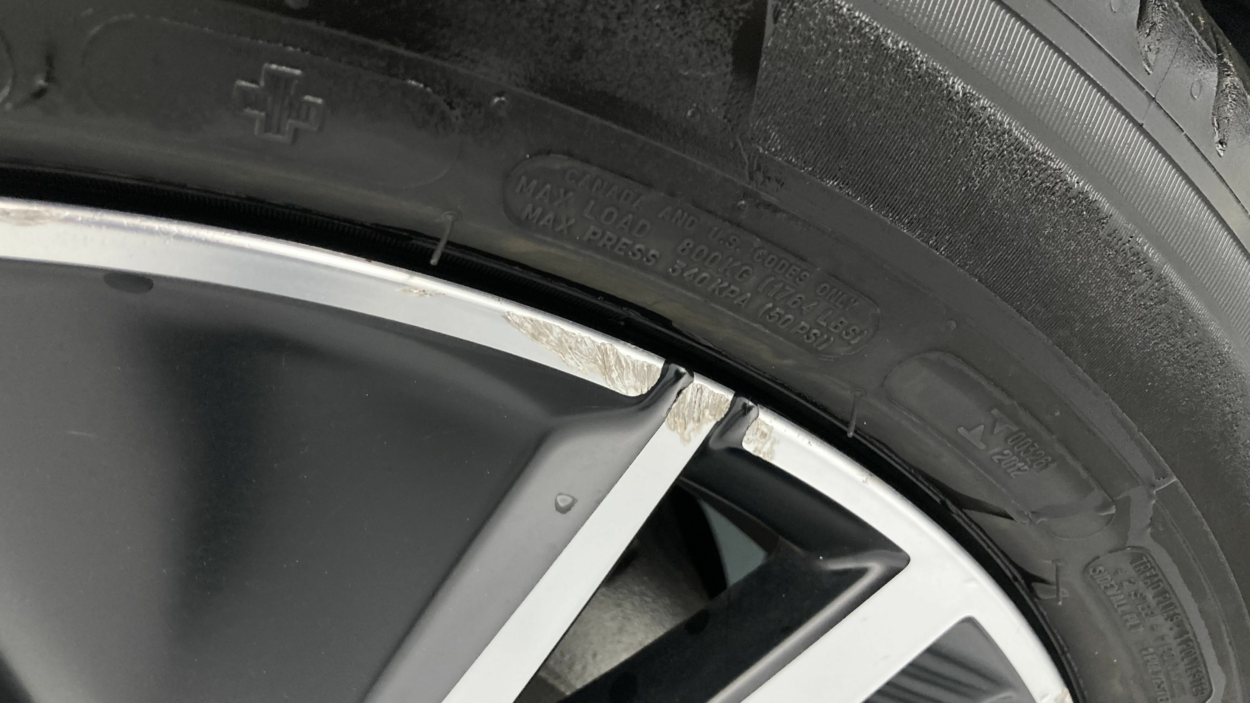 peugeot 3008 gt pack 1.6 HYBRID 300 EAT PHEV 2022 gris artense / negro 31