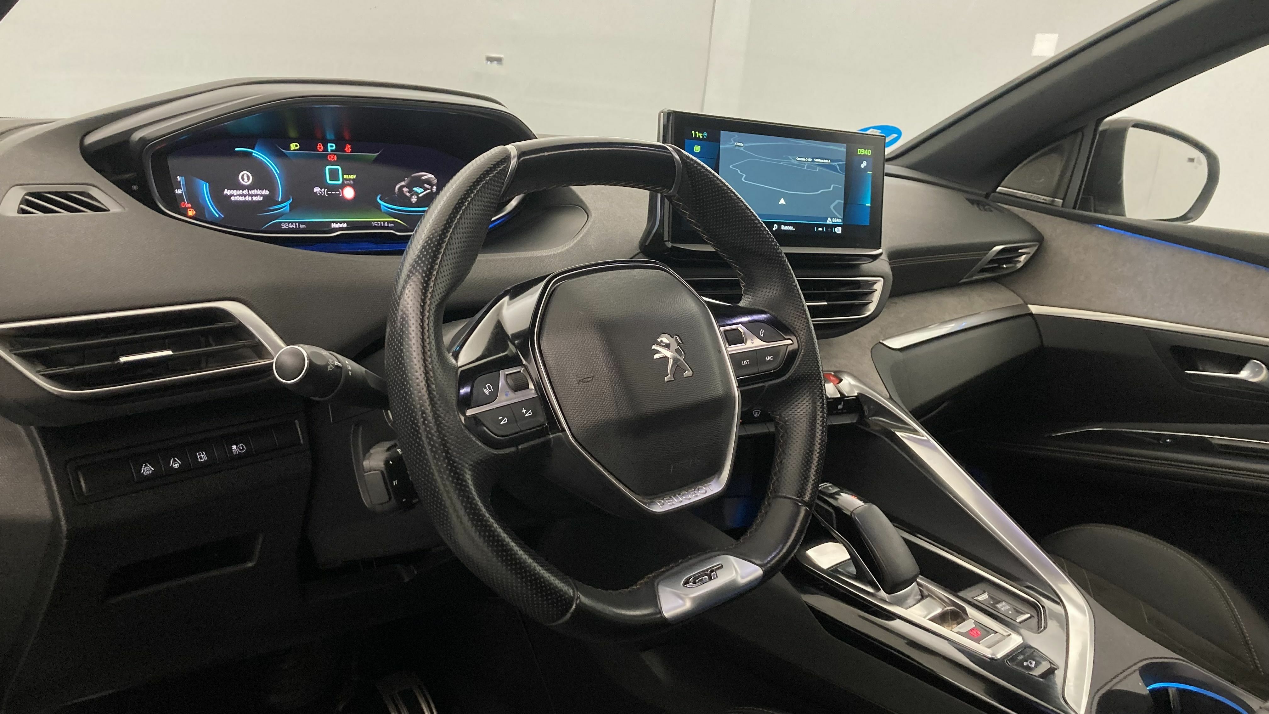 peugeot 3008 gt pack 1.6 HYBRID 300 EAT PHEV 2022 gris artense / negro 14