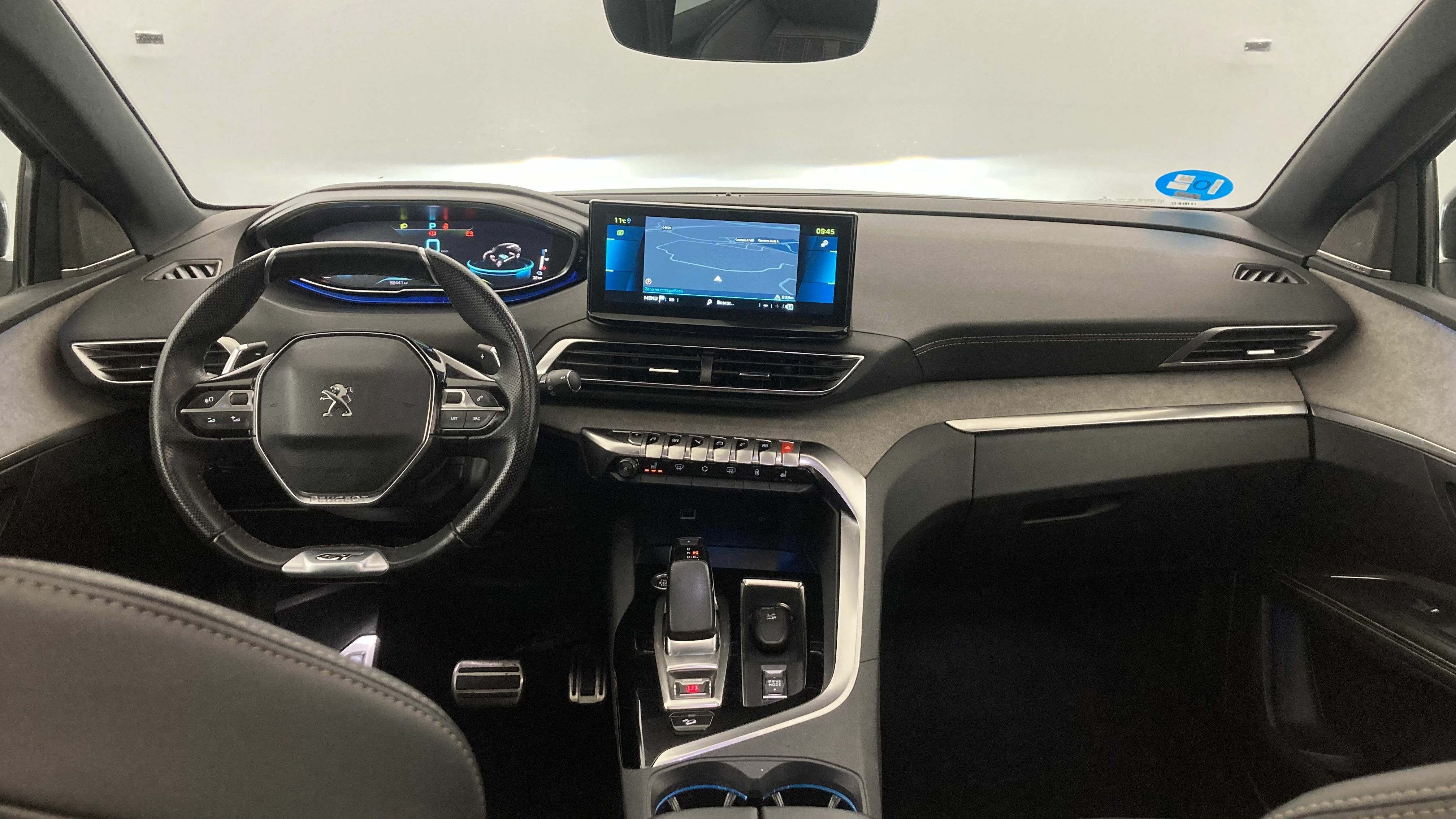 peugeot 3008 gt pack 1.6 HYBRID 300 EAT PHEV 2022 gris artense / negro 15