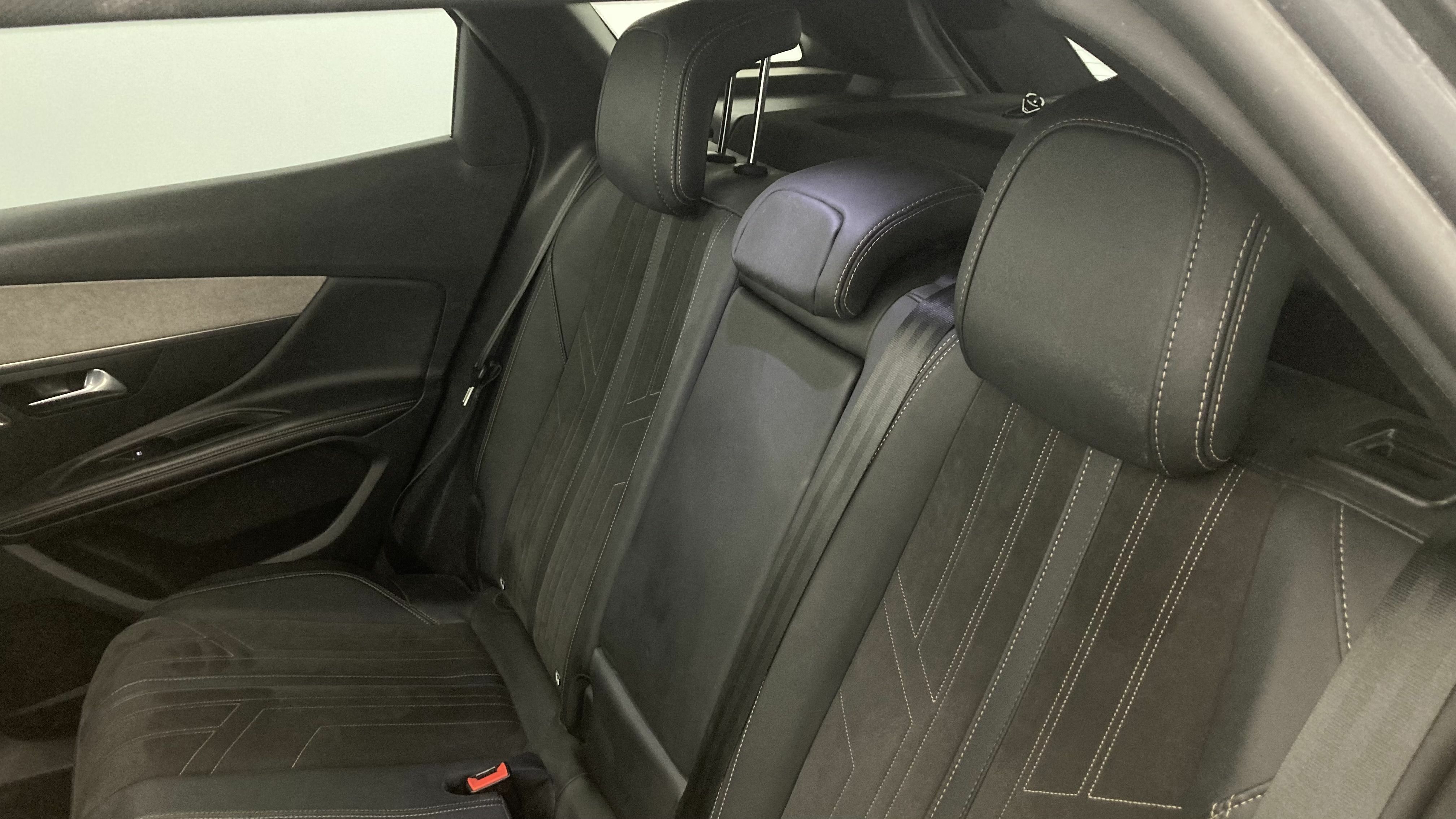 peugeot 3008 gt pack 1.6 HYBRID 300 EAT PHEV 2022 gris artense / negro 20