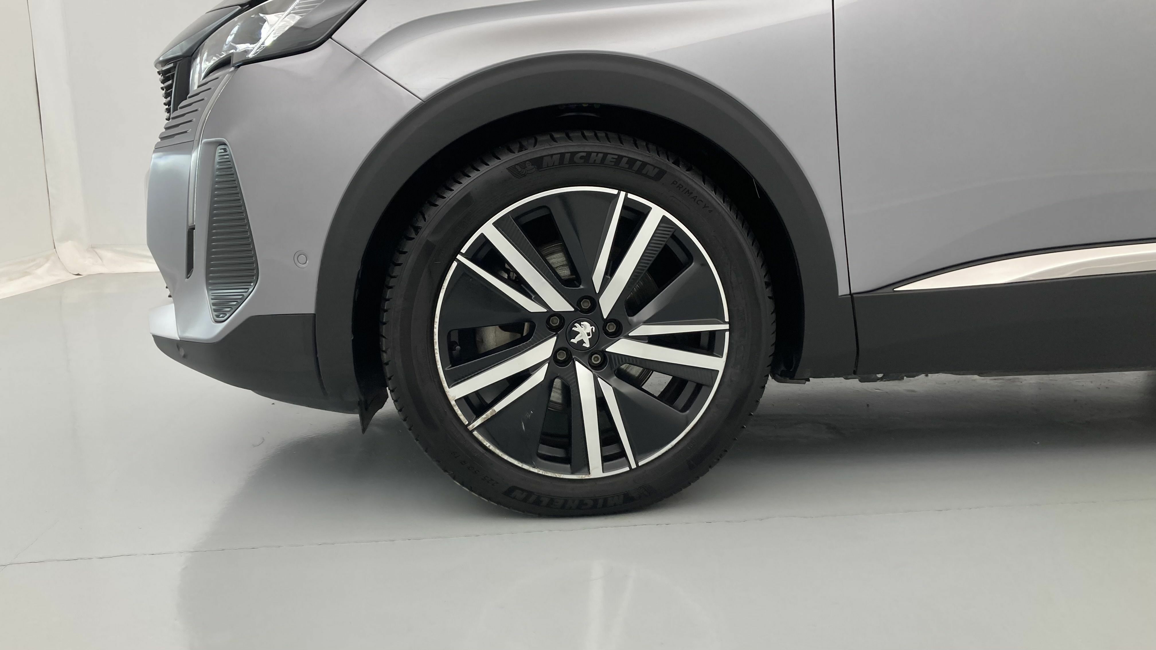 peugeot 3008 gt pack 1.6 HYBRID 300 EAT PHEV 2022 gris artense / negro 26