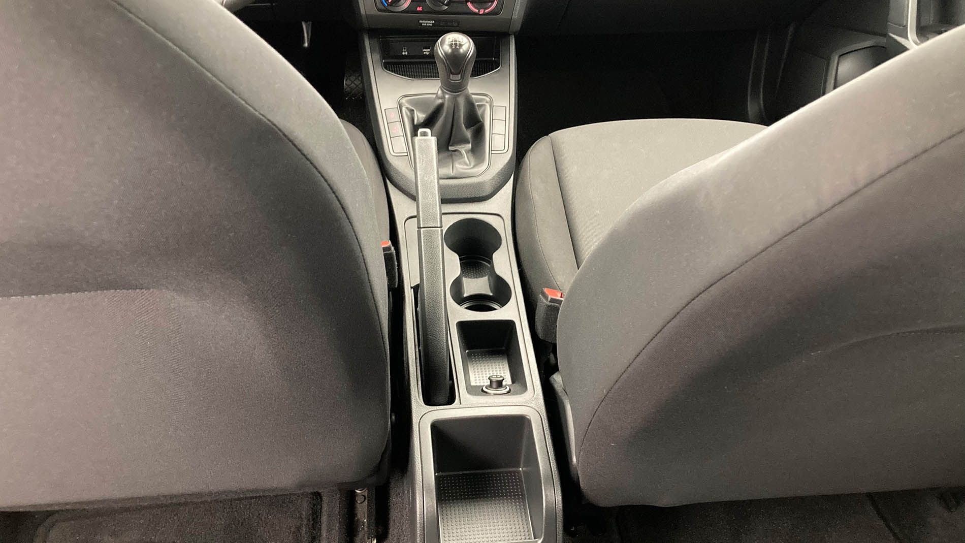 seat ibiza reference 1.0 MPI 80 2019 metallic white 20