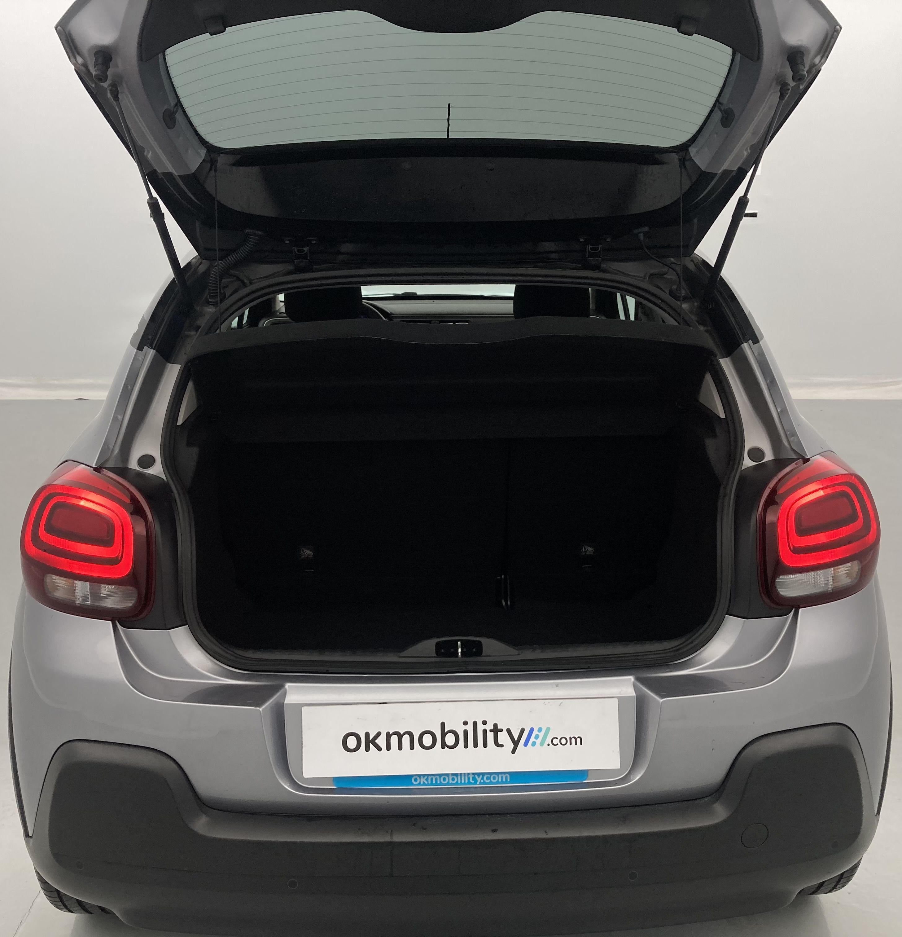 citroen c3 origin max 1.2 PURETECH 83 2024 gris acero / negro 22