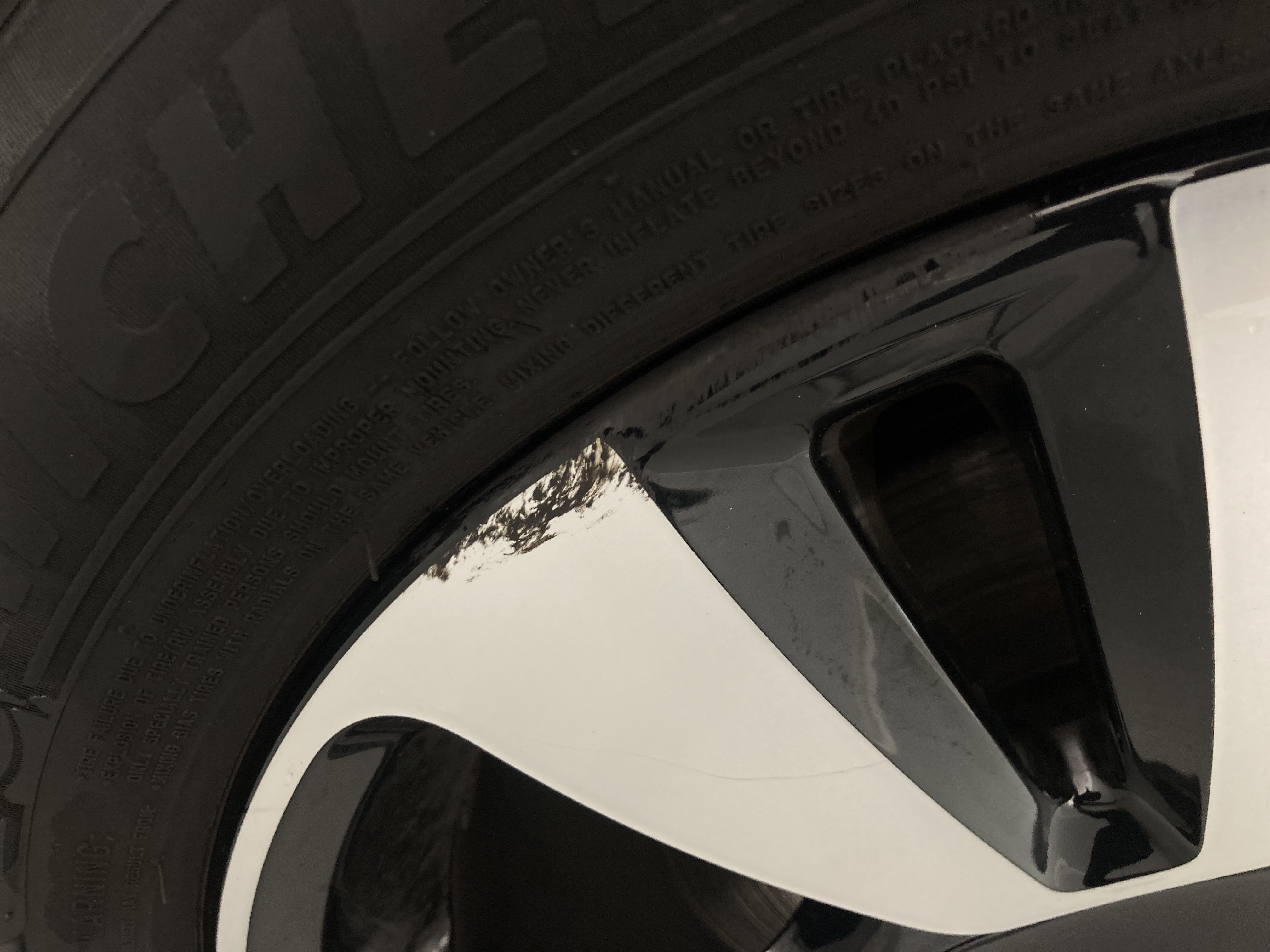 citroen c3 origin max 1.2 PURETECH 83 2024 gris acero / negro 25