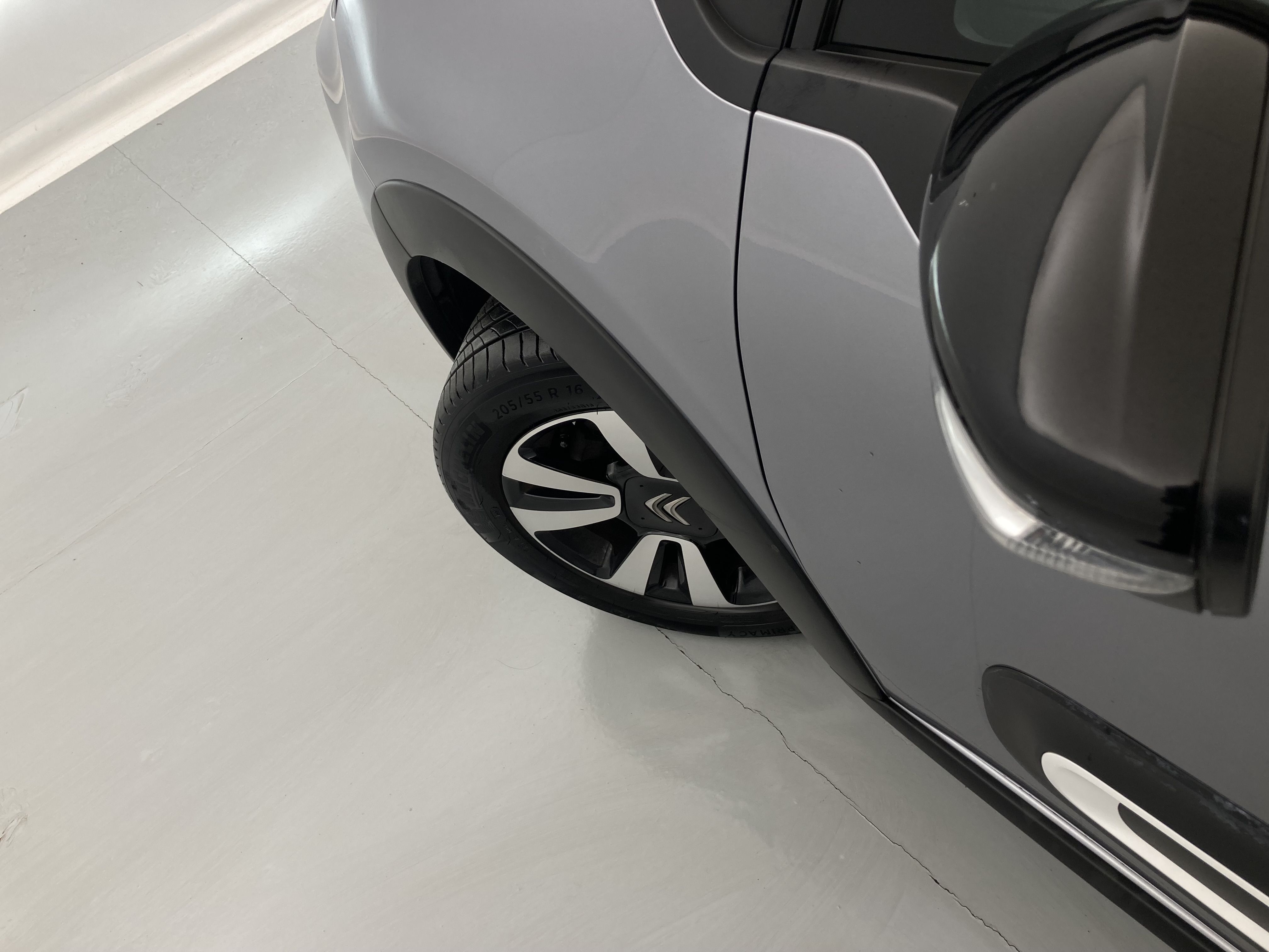 citroen c3 origin max 1.2 PURETECH 83 2024 gris acero / negro 33