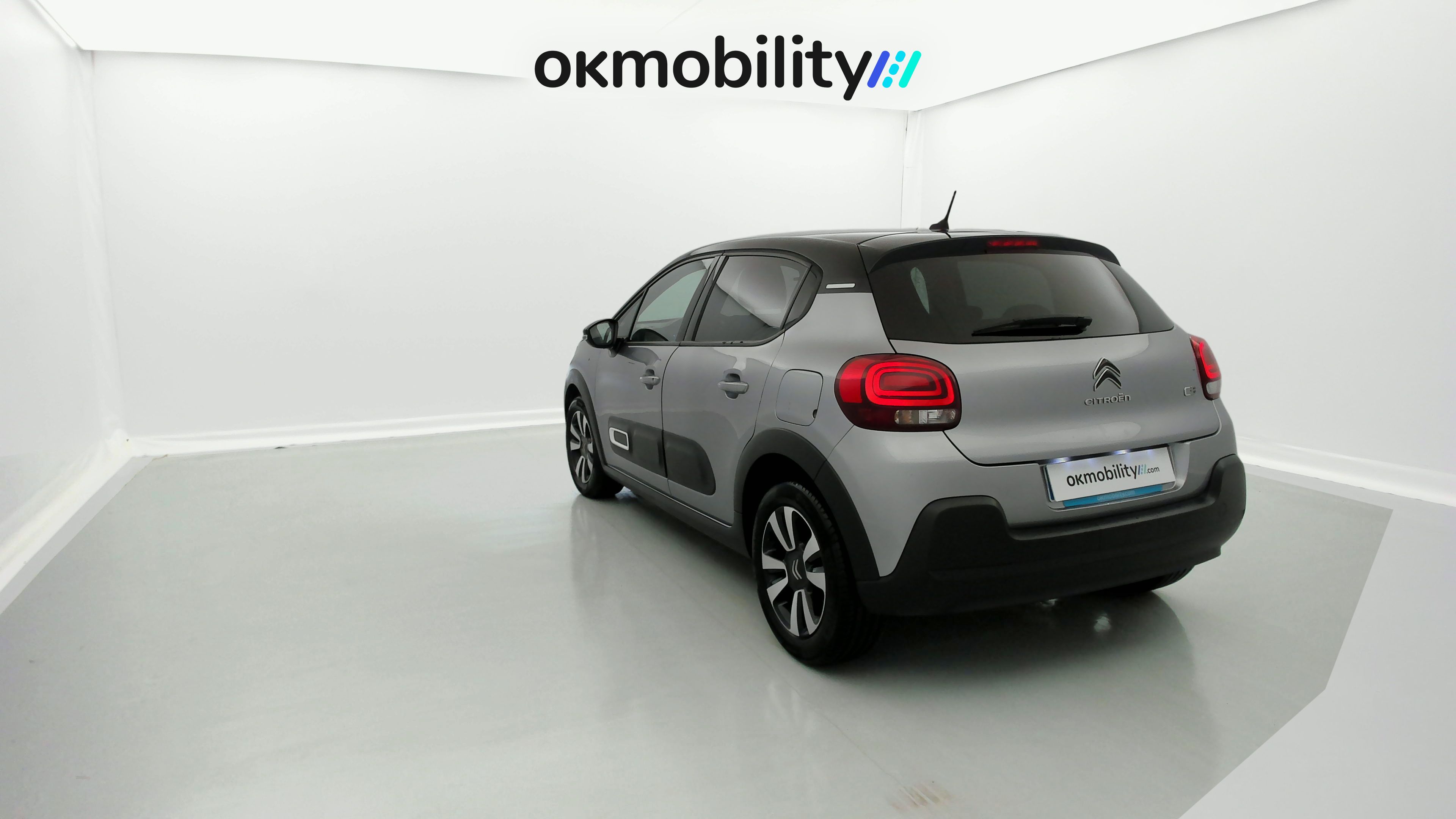 citroen c3 origin max 1.2 PURETECH 83 2024 gris acero / negro 9