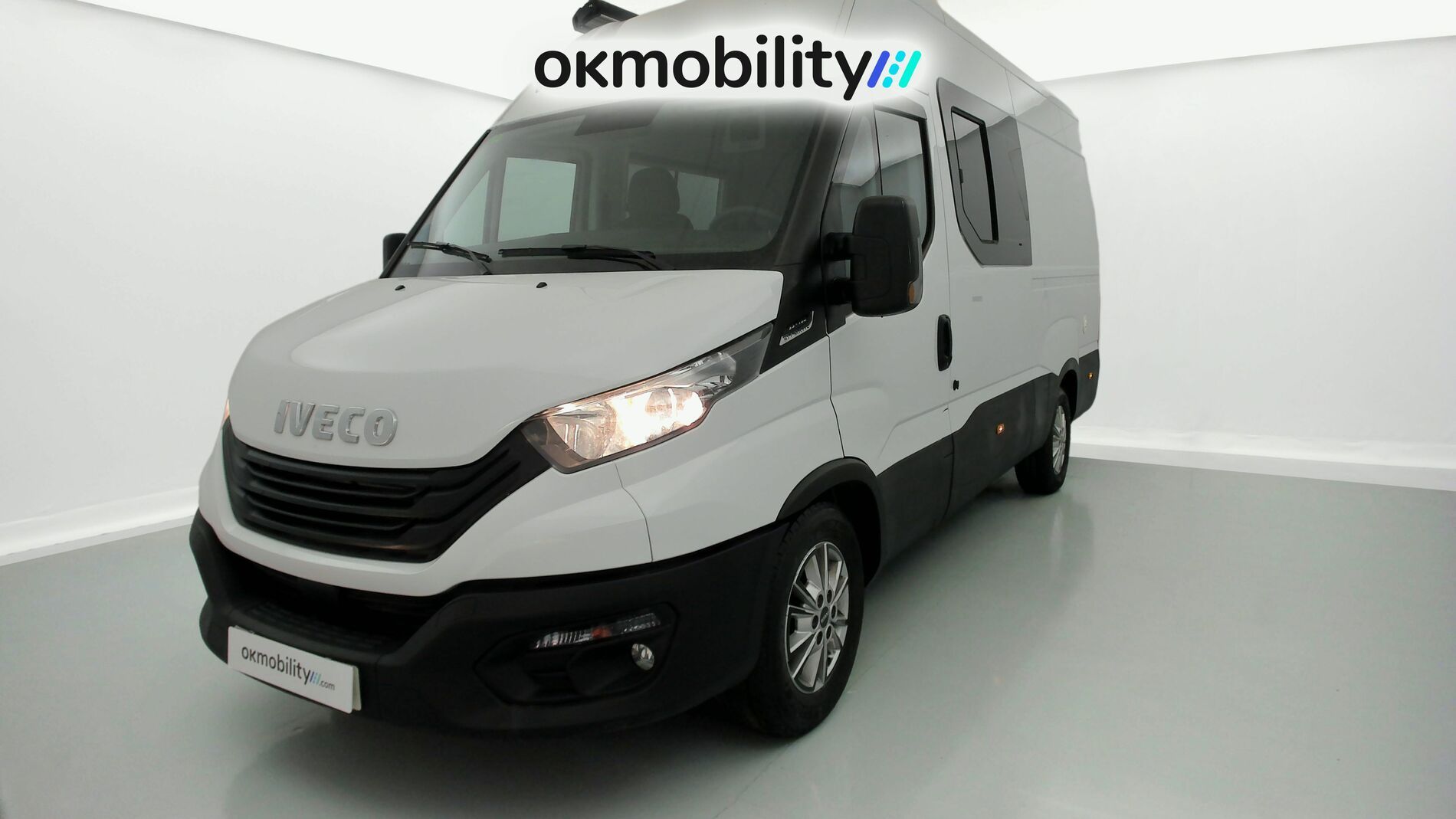 iveco daily camper camper 2.3 MJET 156CV HI MATIC 2022 blanco 1