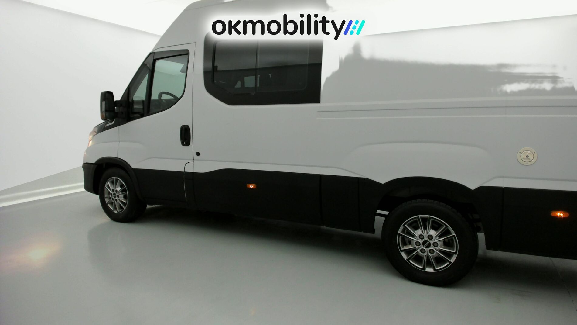 iveco daily camper camper 2.3 MJET 156CV HI MATIC 2022 blanco 8