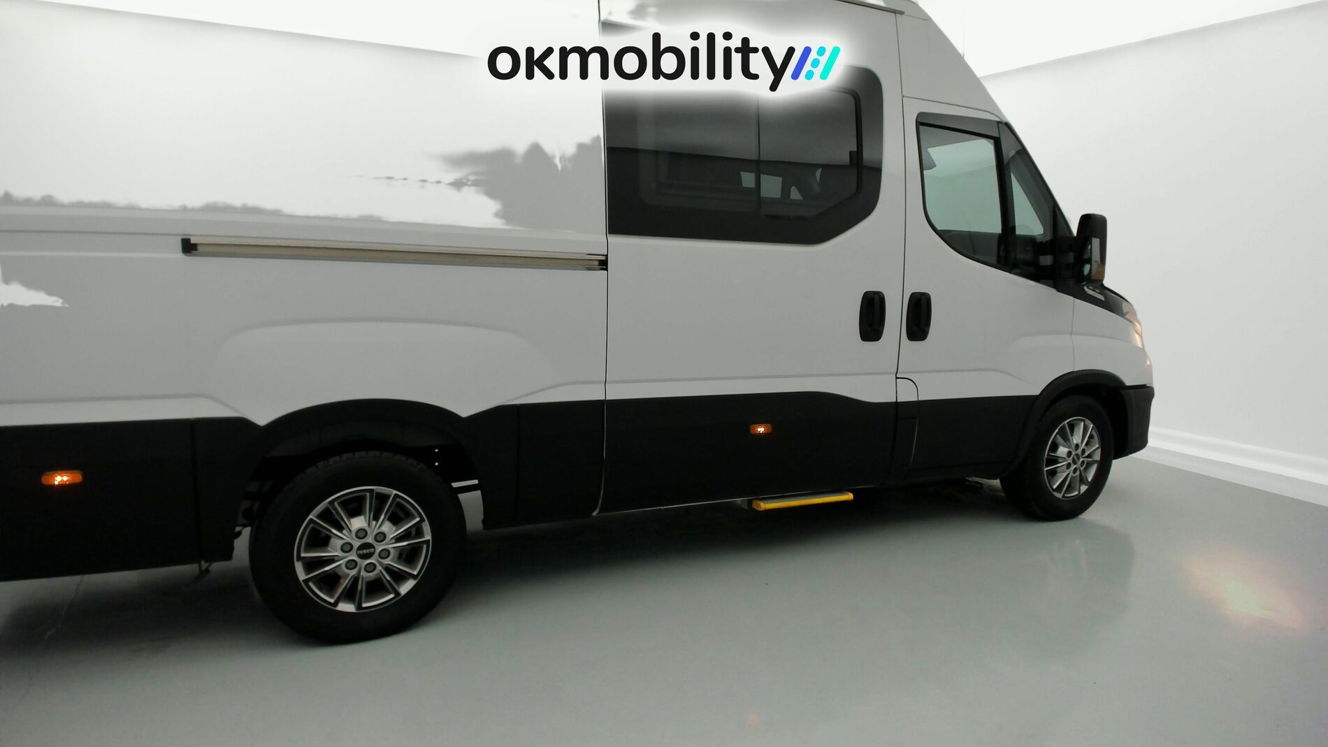 iveco daily camper camper 2.3 MJET 156CV HI MATIC 2022 blanco 12