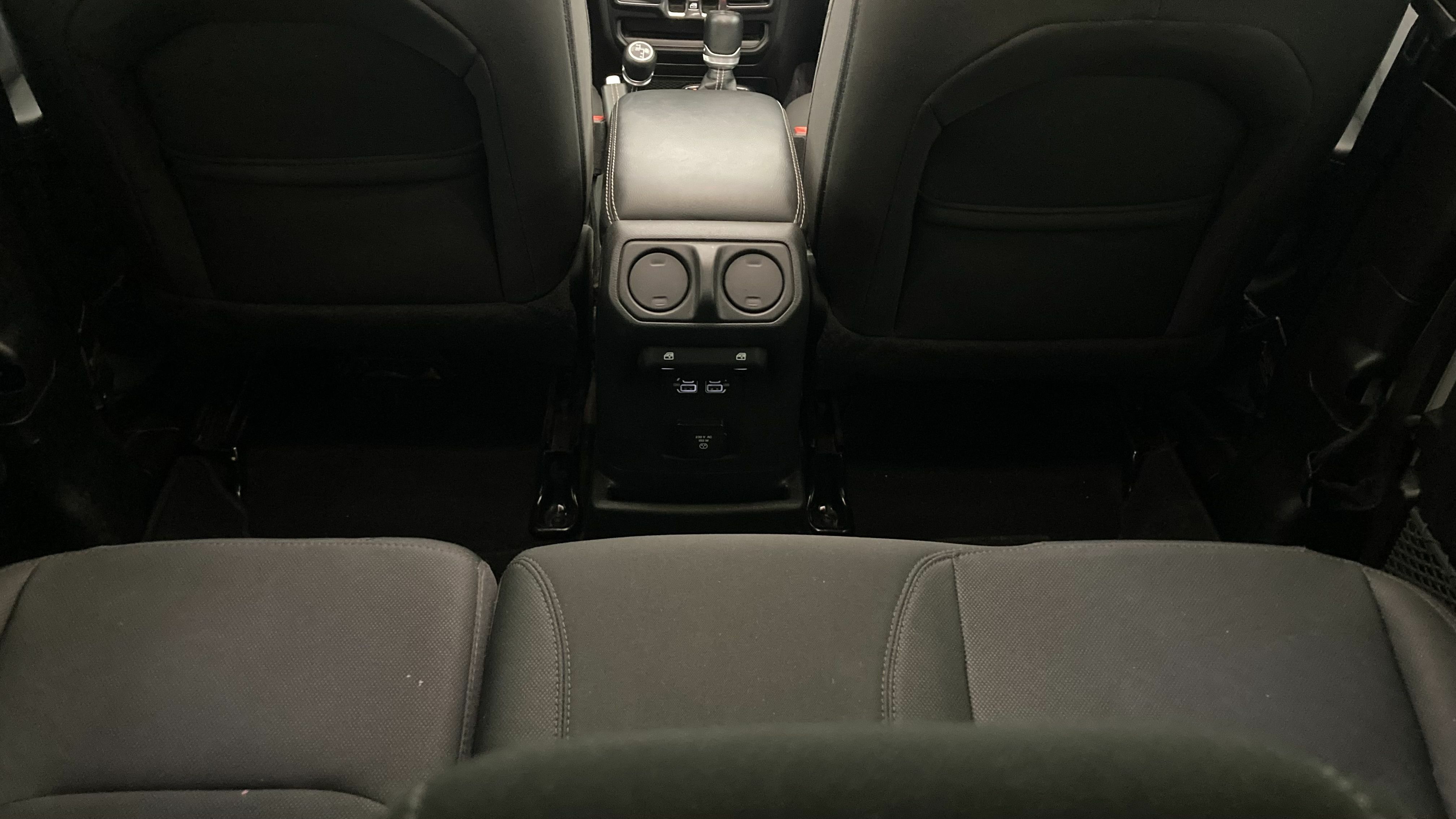 jeep wrangler sahara 2.0 PHEV 380 8ATX 2022 gris sting 21