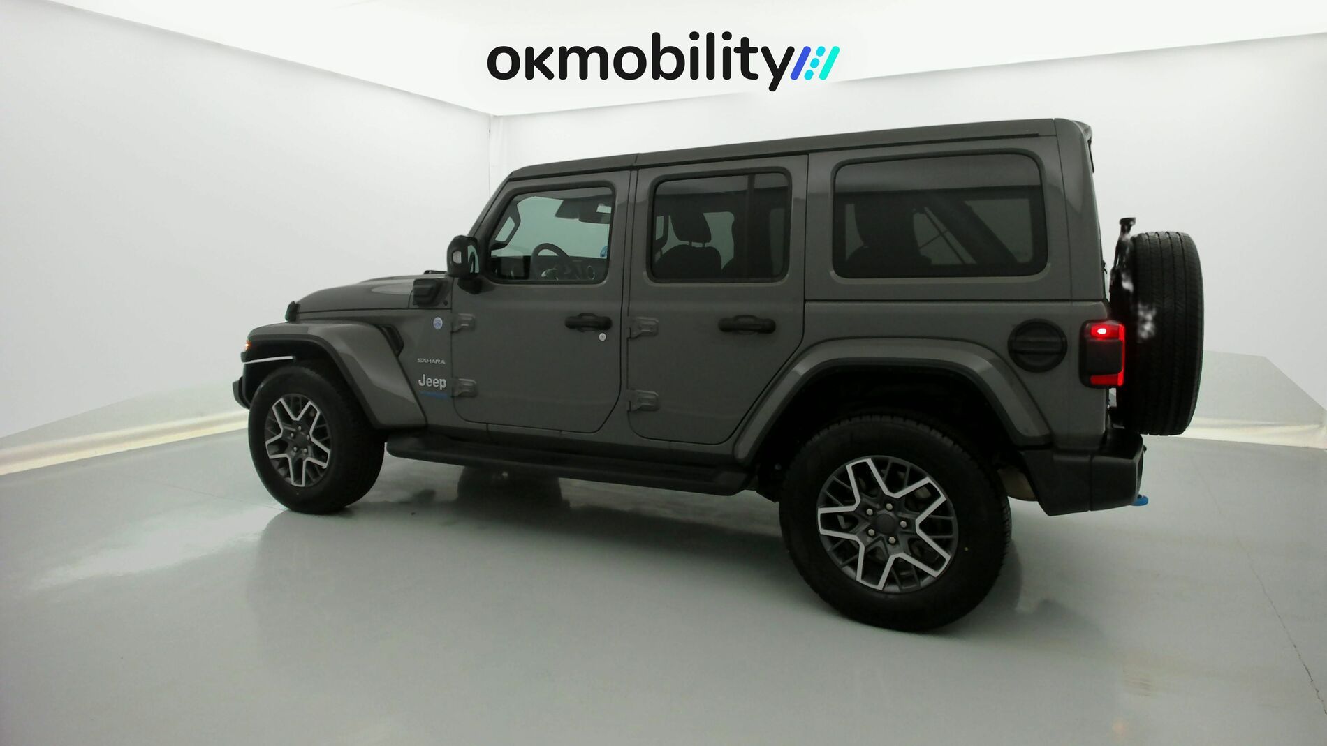 jeep wrangler sahara 2.0 PHEV 380 8ATX 2022 gris sting 7