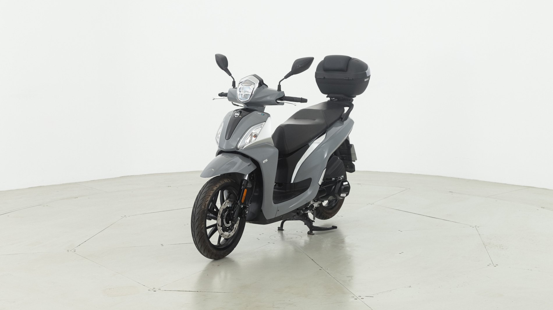 sym symphony st lc 125CC 2022 gris / plata 1