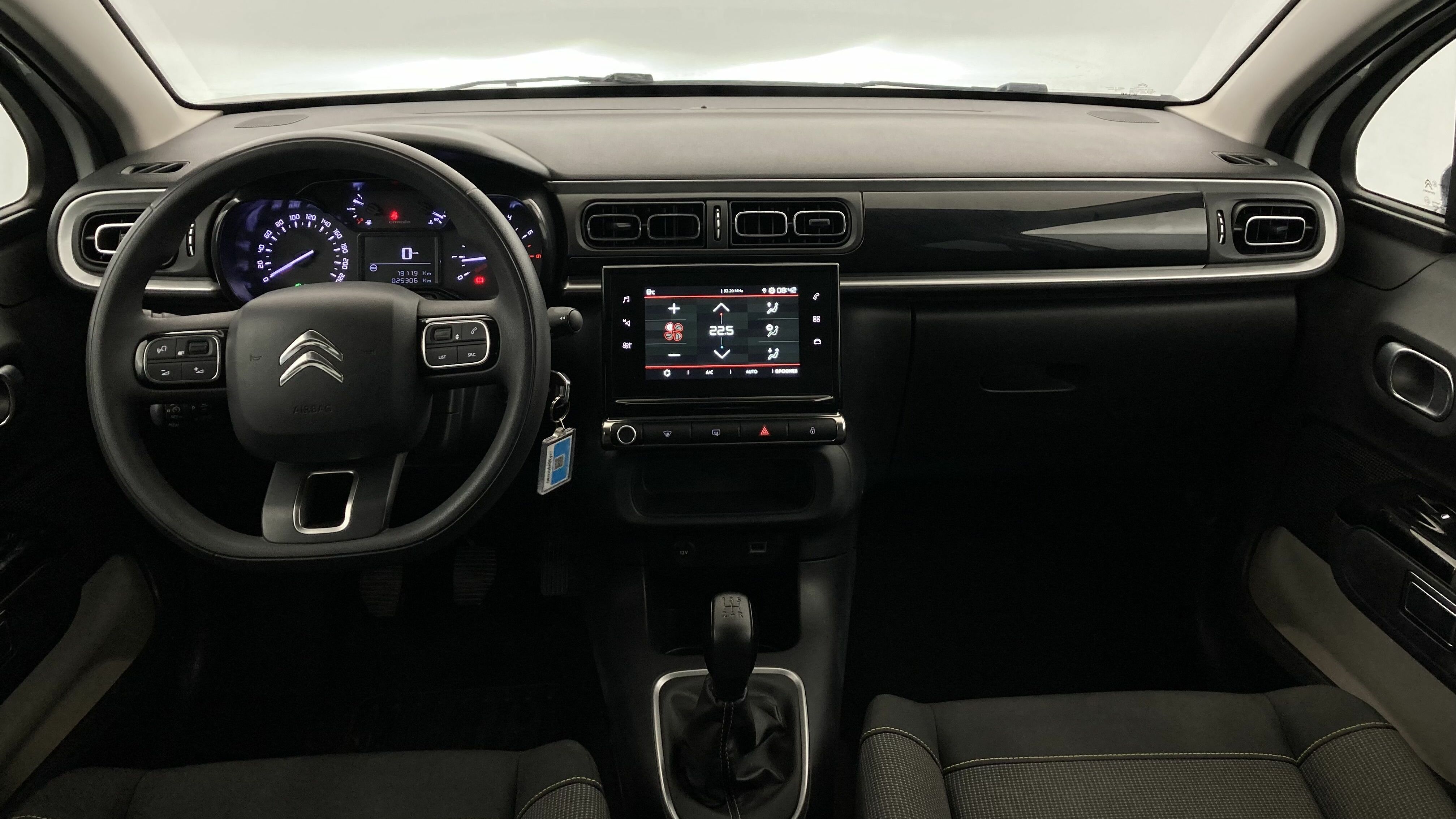 citroen c3 origin max 1.2 PURETECH 83 2024 blanco banquise / negro 17