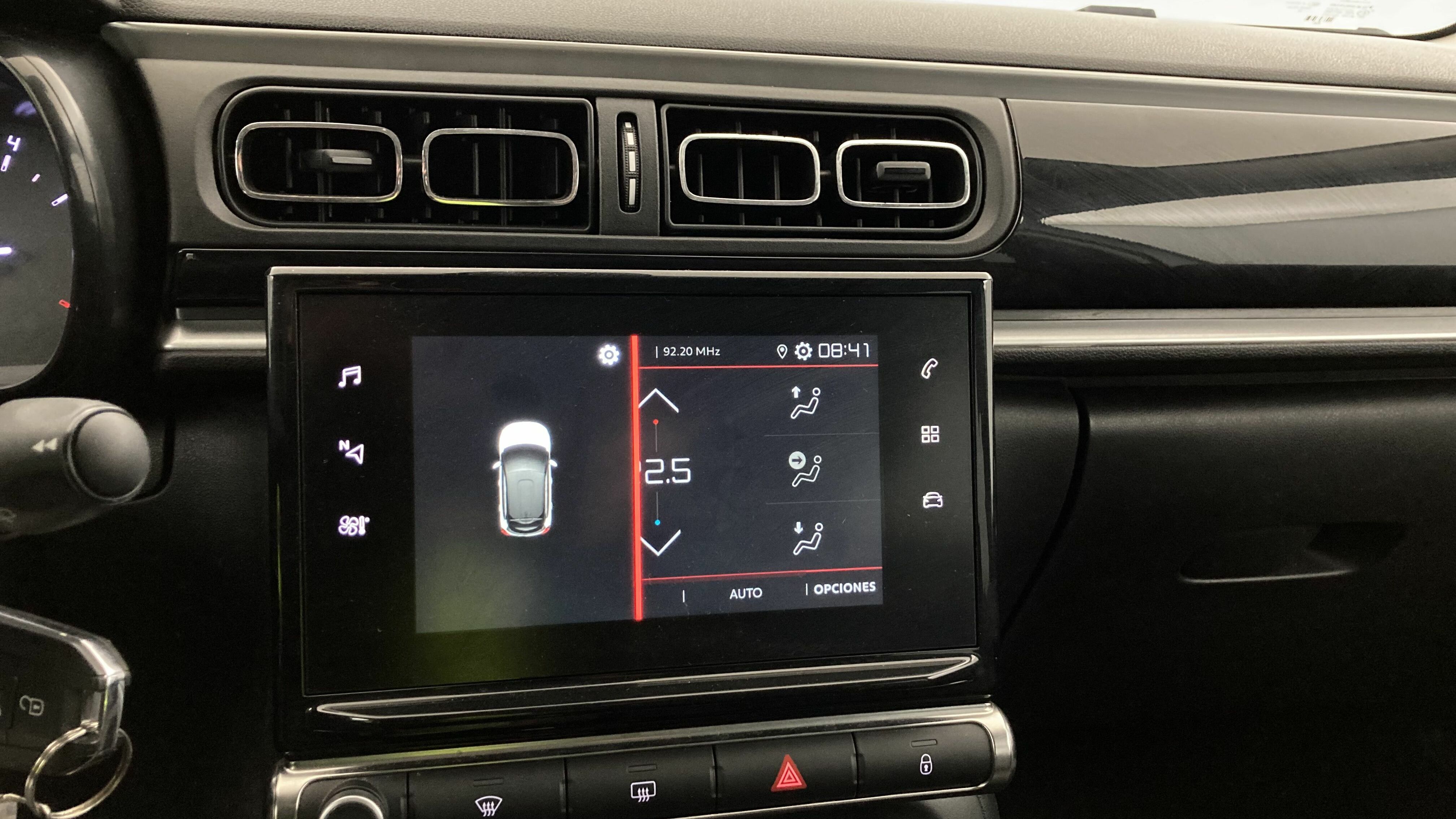 citroen c3 origin max 1.2 PURETECH 83 2024 blanco banquise / negro 20