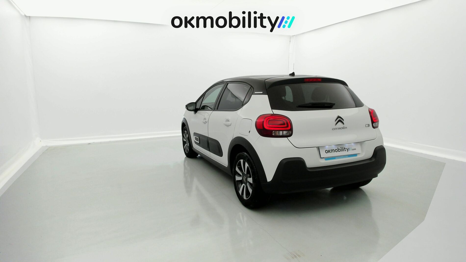 citroen c3 origin max 1.2 PURETECH 83 2024 blanco banquise / negro 10