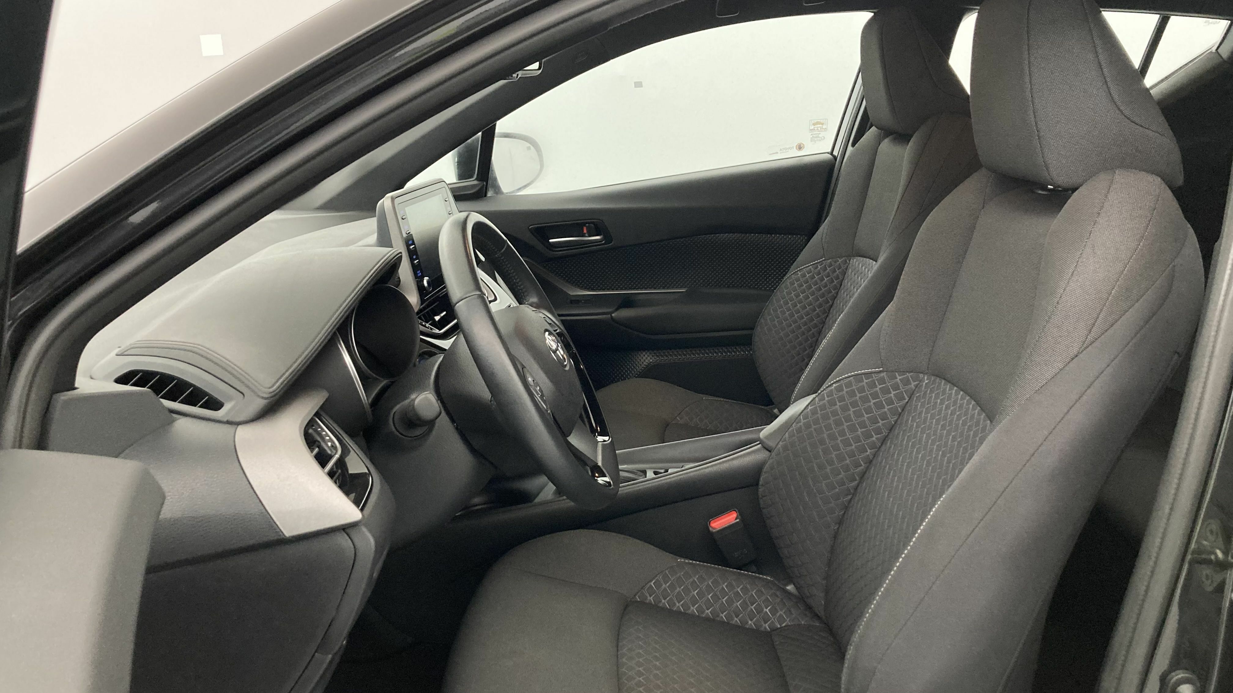 toyota c-hr business edition 1.8 E-CVT 125H 2023 negro 14