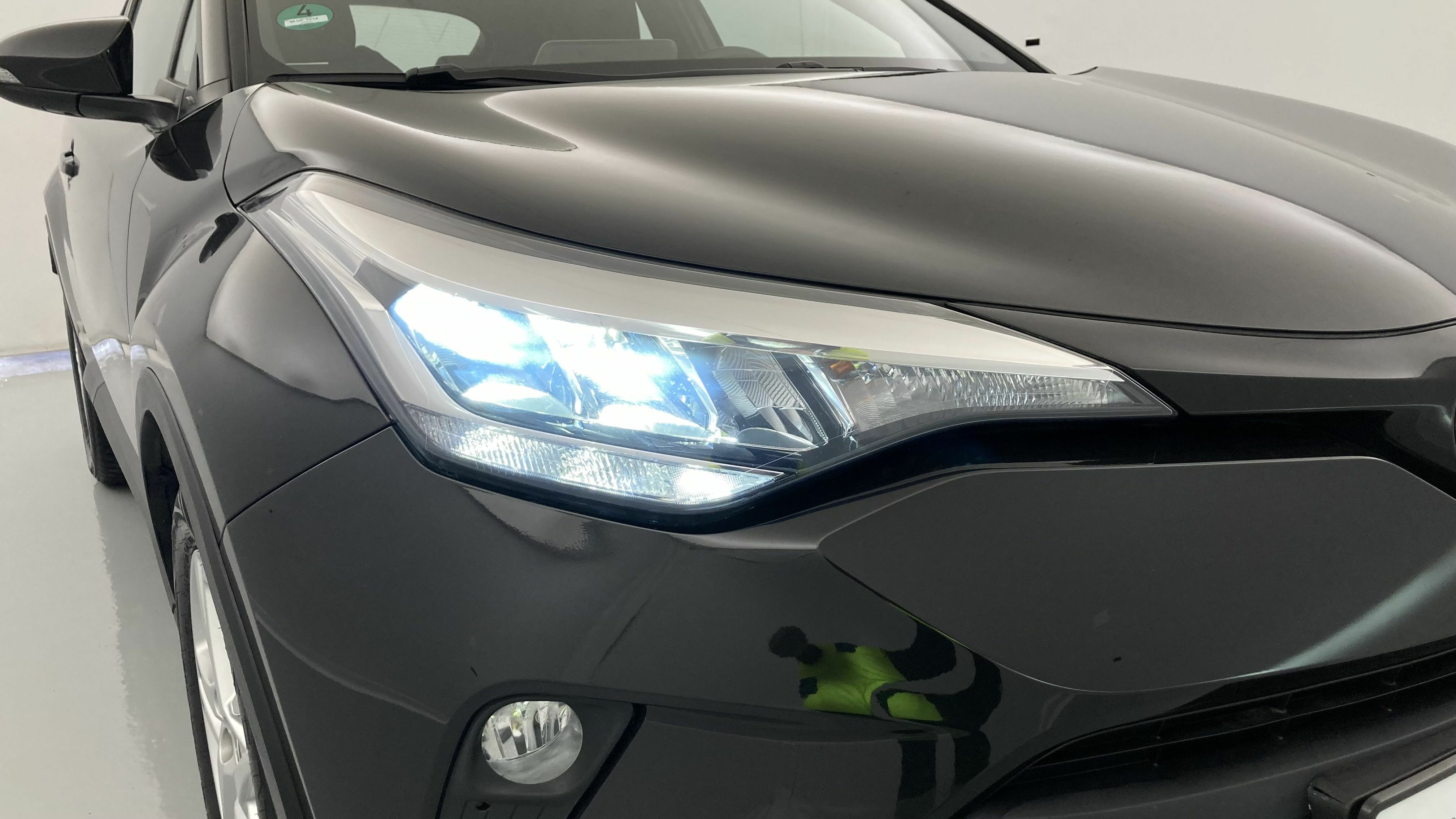 toyota c-hr business edition 1.8 E-CVT 125H 2023 negro 29