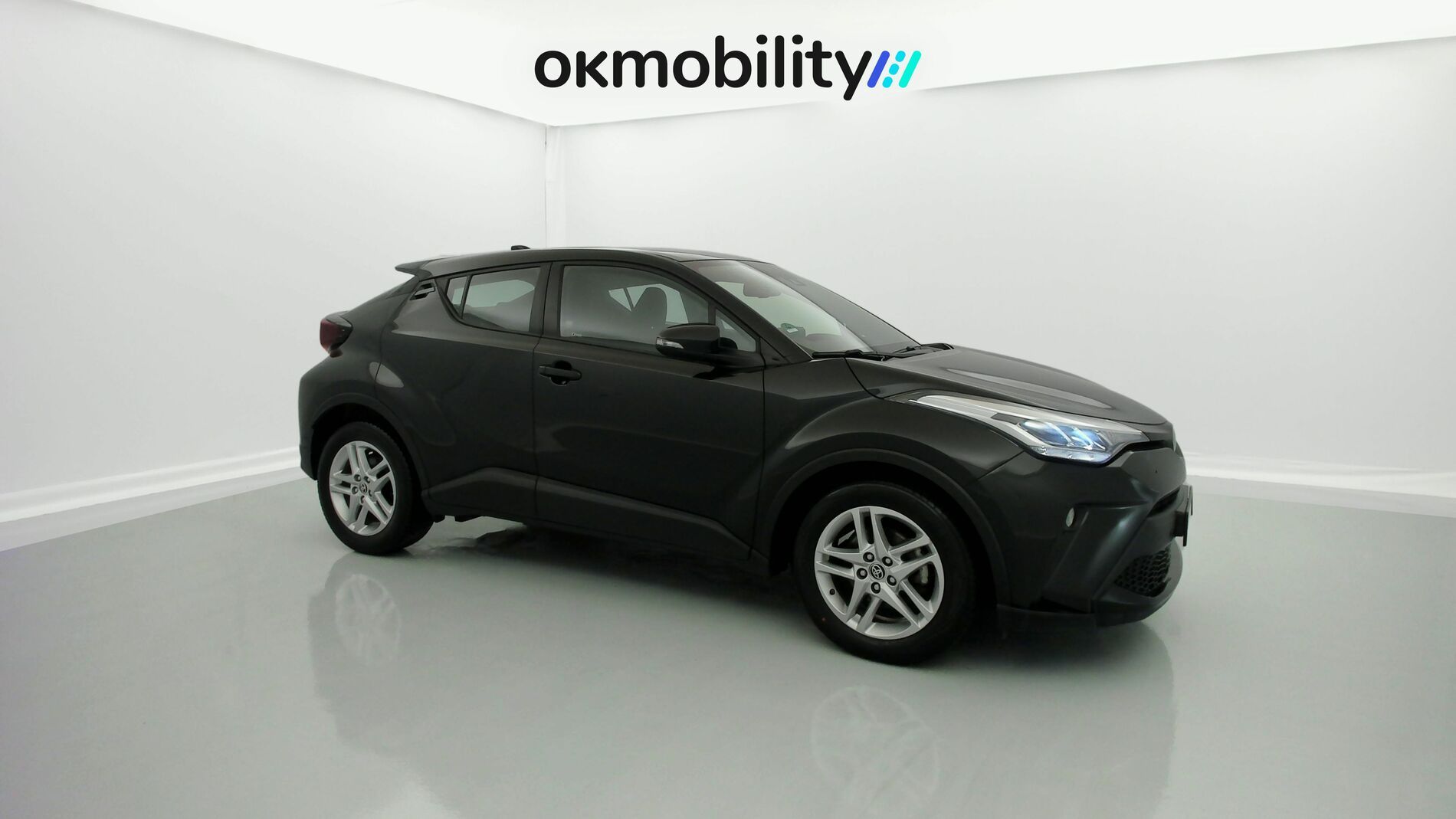 toyota c-hr business edition 1.8 E-CVT 125H 2023 negro 2
