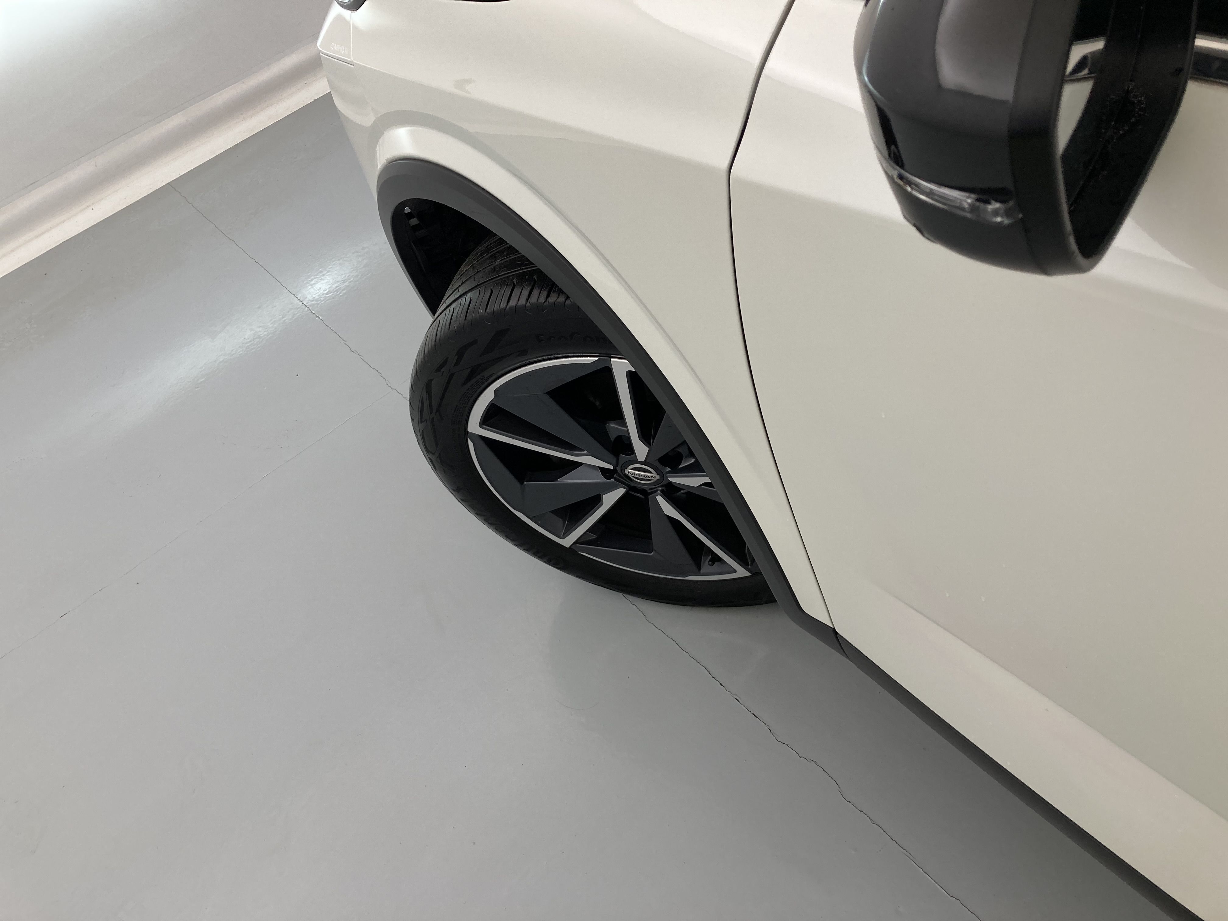 nissan qashqai tekna 1.3 DIG-T 140 MHEV 2022 blanc lunaire / noir 33