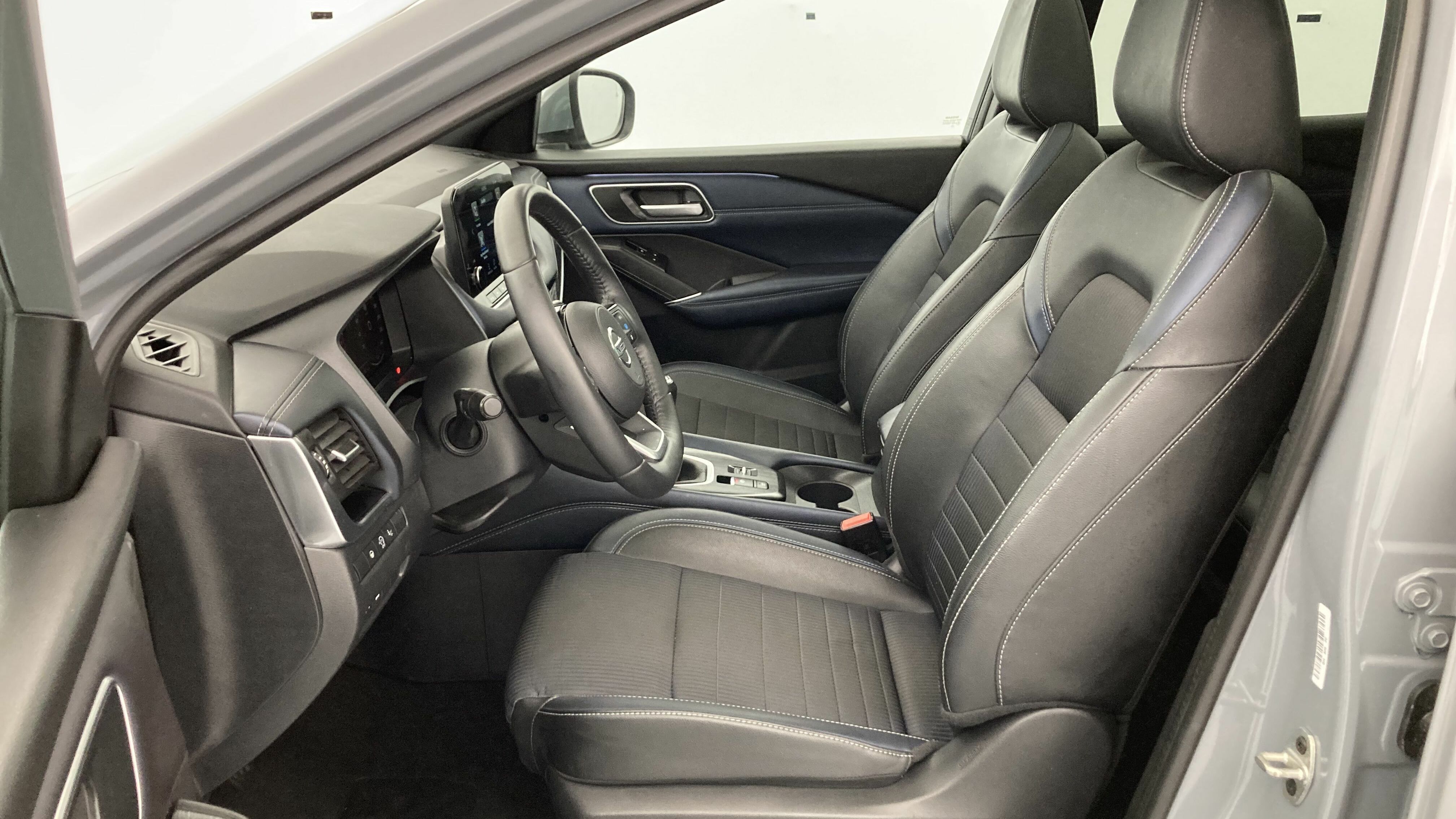 nissan qashqai tekna 1.3 DIG-T 140 MHEV 2022 gray p 15