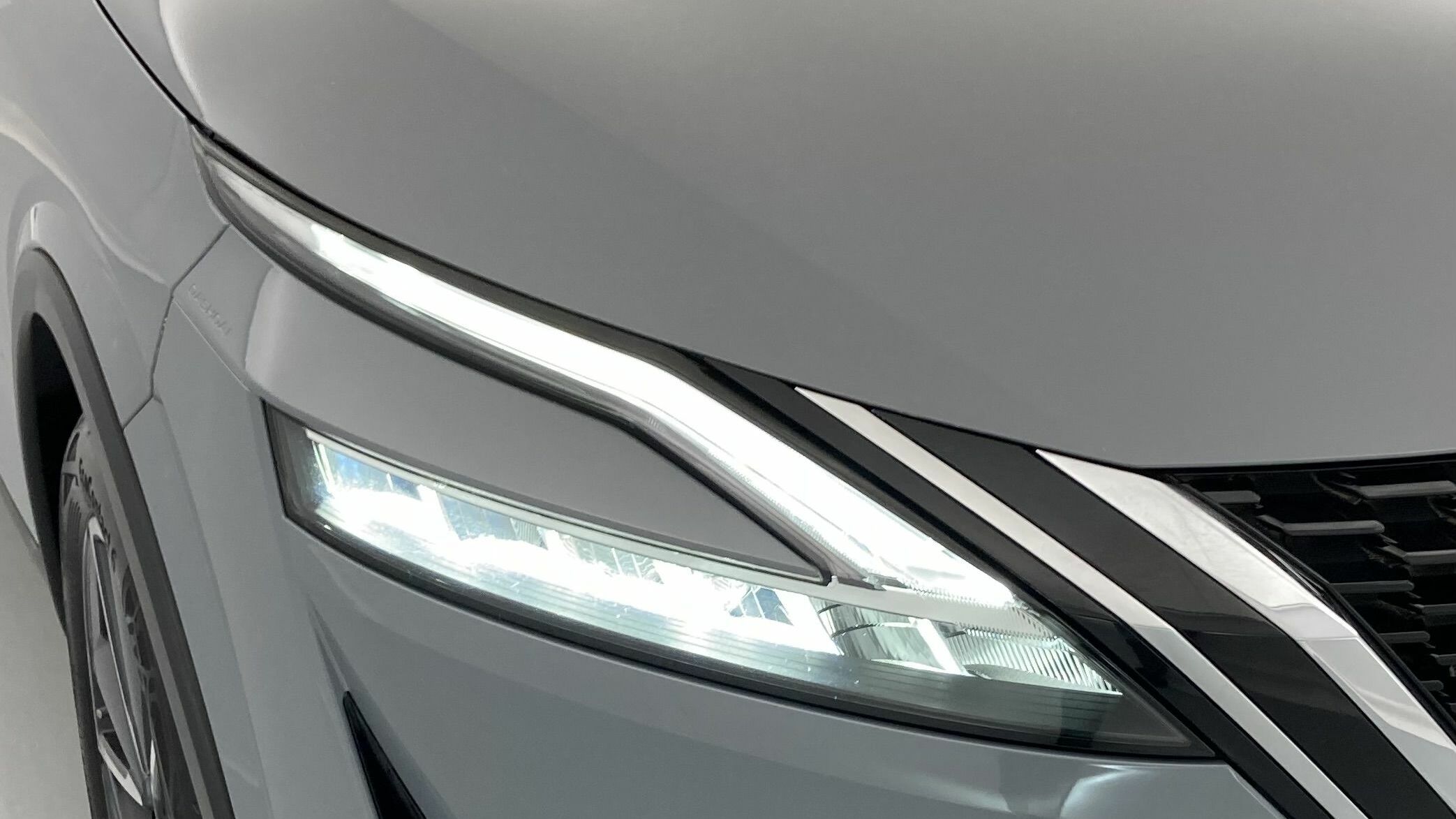 nissan qashqai tekna 1.3 DIG-T 140 MHEV 2022 gray p 29