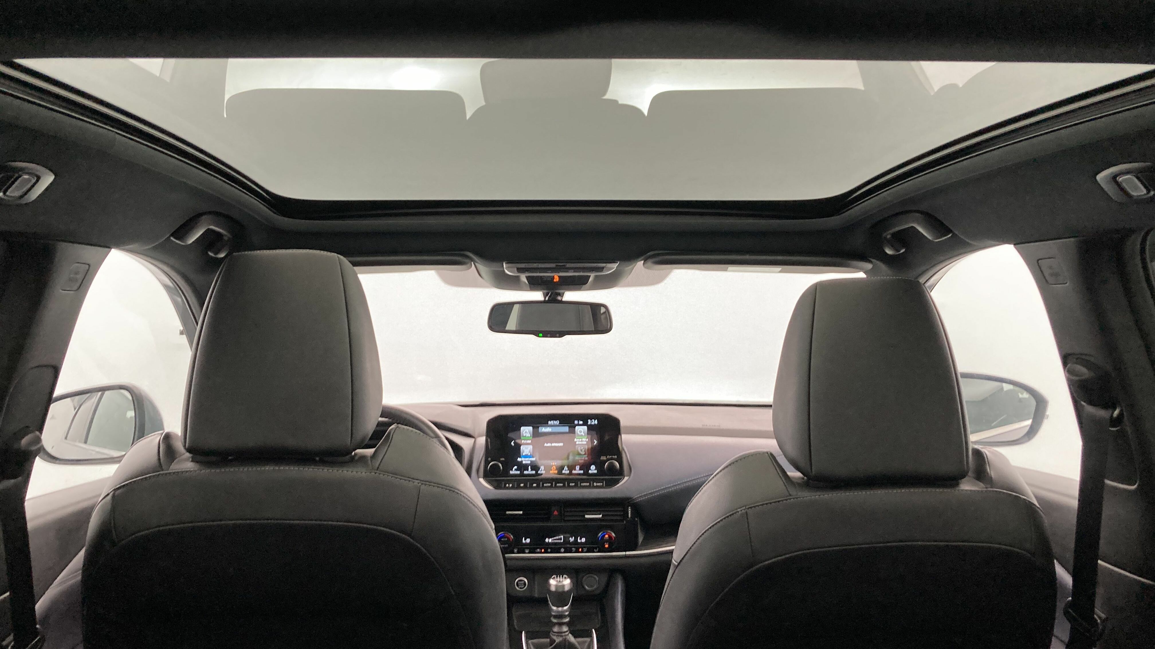 nissan qashqai tekna 1.3 DIG-T 140 MHEV 2022 gray p 32