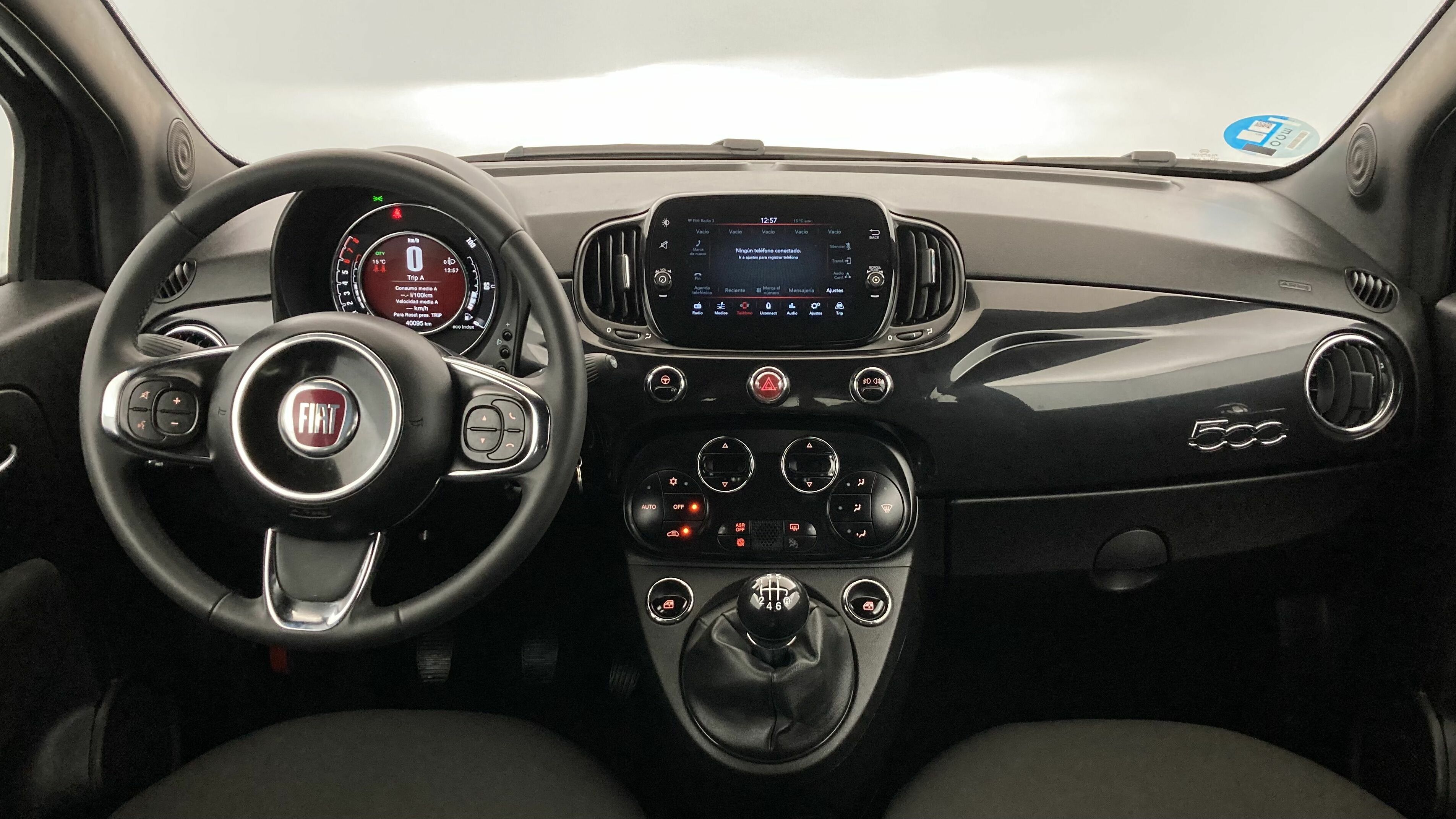 fiat 500c dolcevita 1.0 HYBRID 70 MHEV 2024 negro vesuvio 17