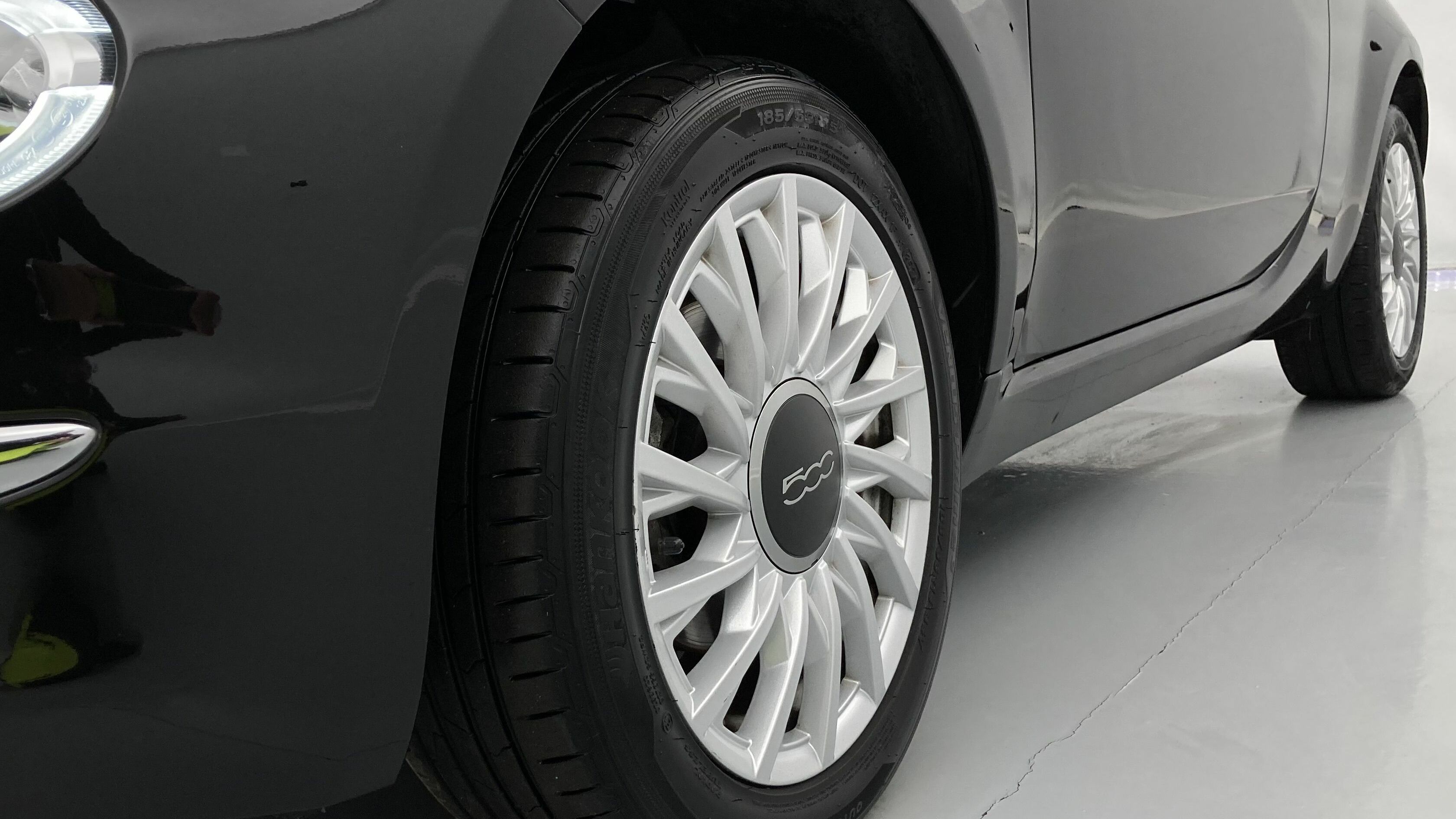 fiat 500c dolcevita 1.0 HYBRID 70 MHEV 2024 negro vesuvio 27