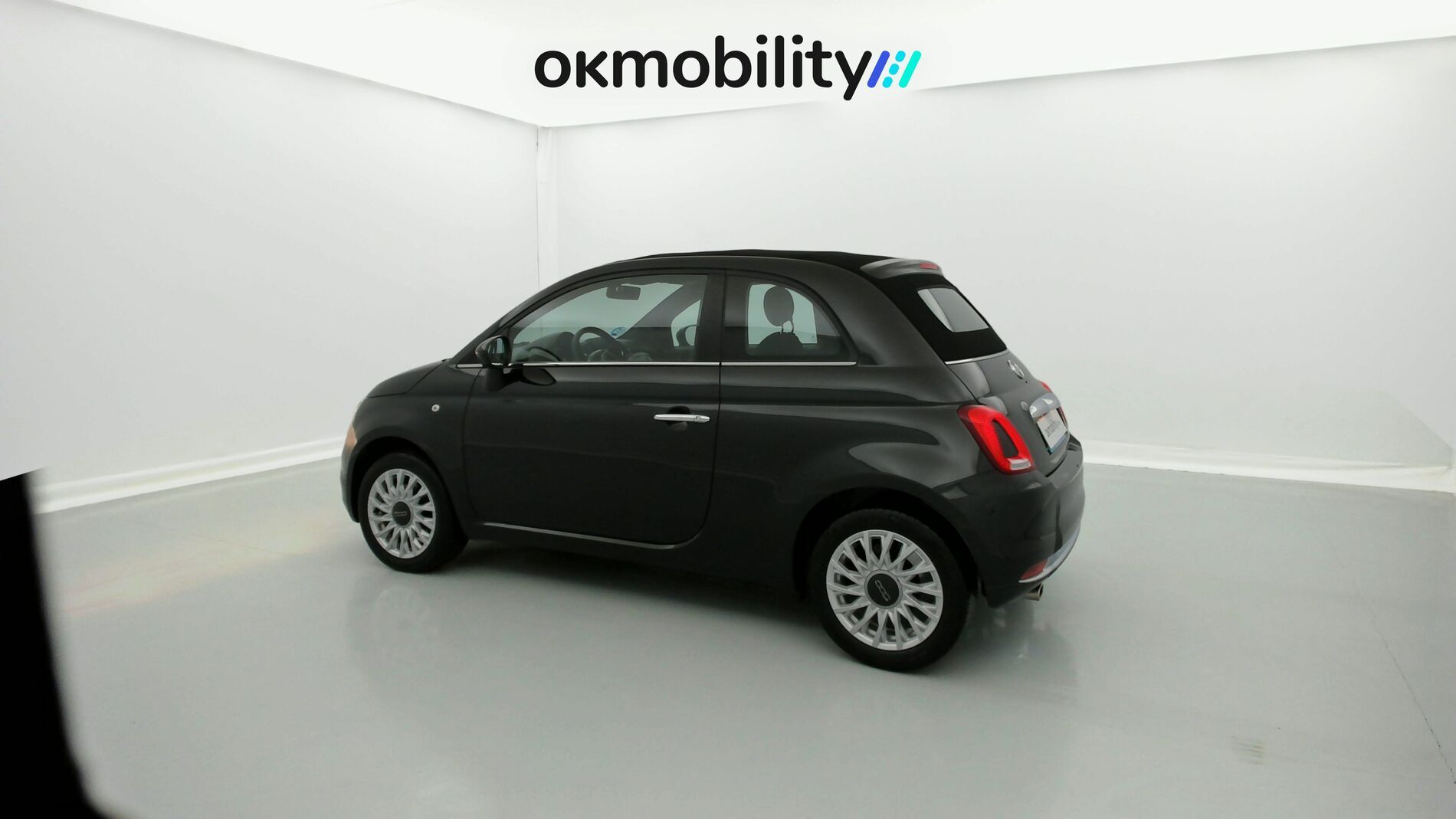 fiat 500c dolcevita 1.0 HYBRID 70 MHEV 2024 negro vesuvio 9