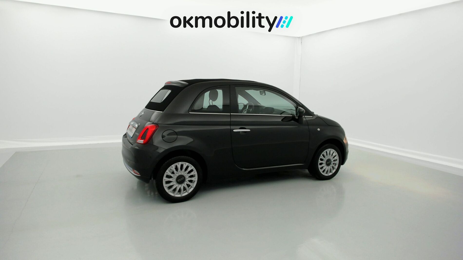 fiat 500c dolcevita 1.0 HYBRID 70 MHEV 2024 negro vesuvio 13
