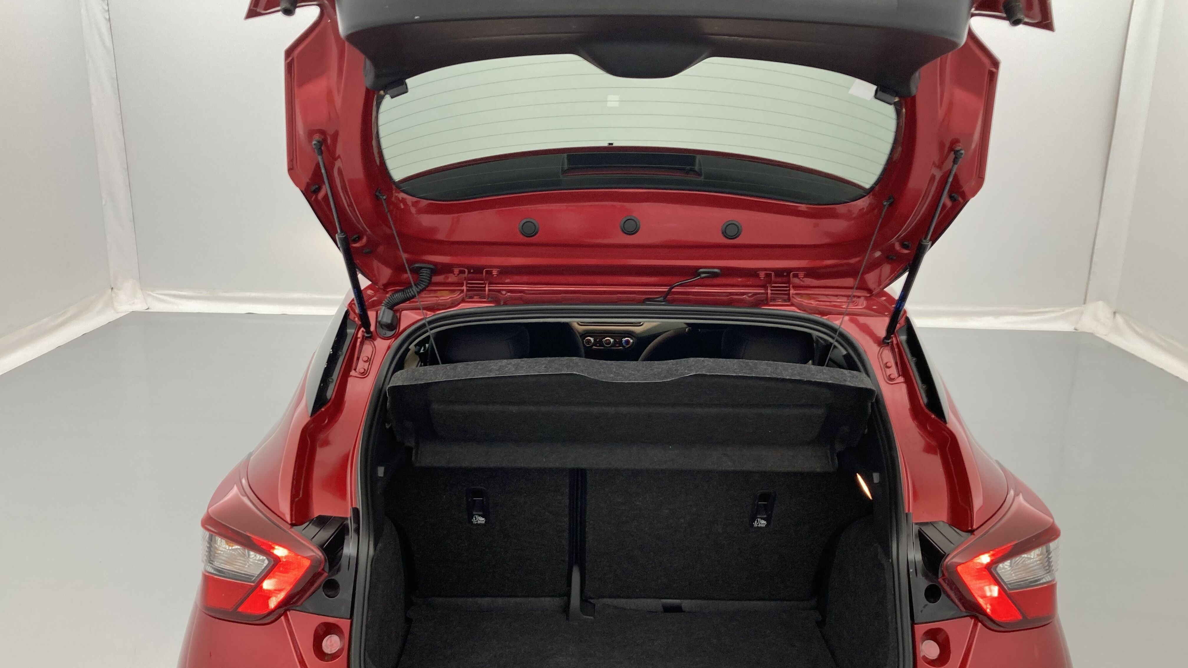 nissan micra n-design 1.0 IG-T 92 XTRONIC 2022 red passion 25