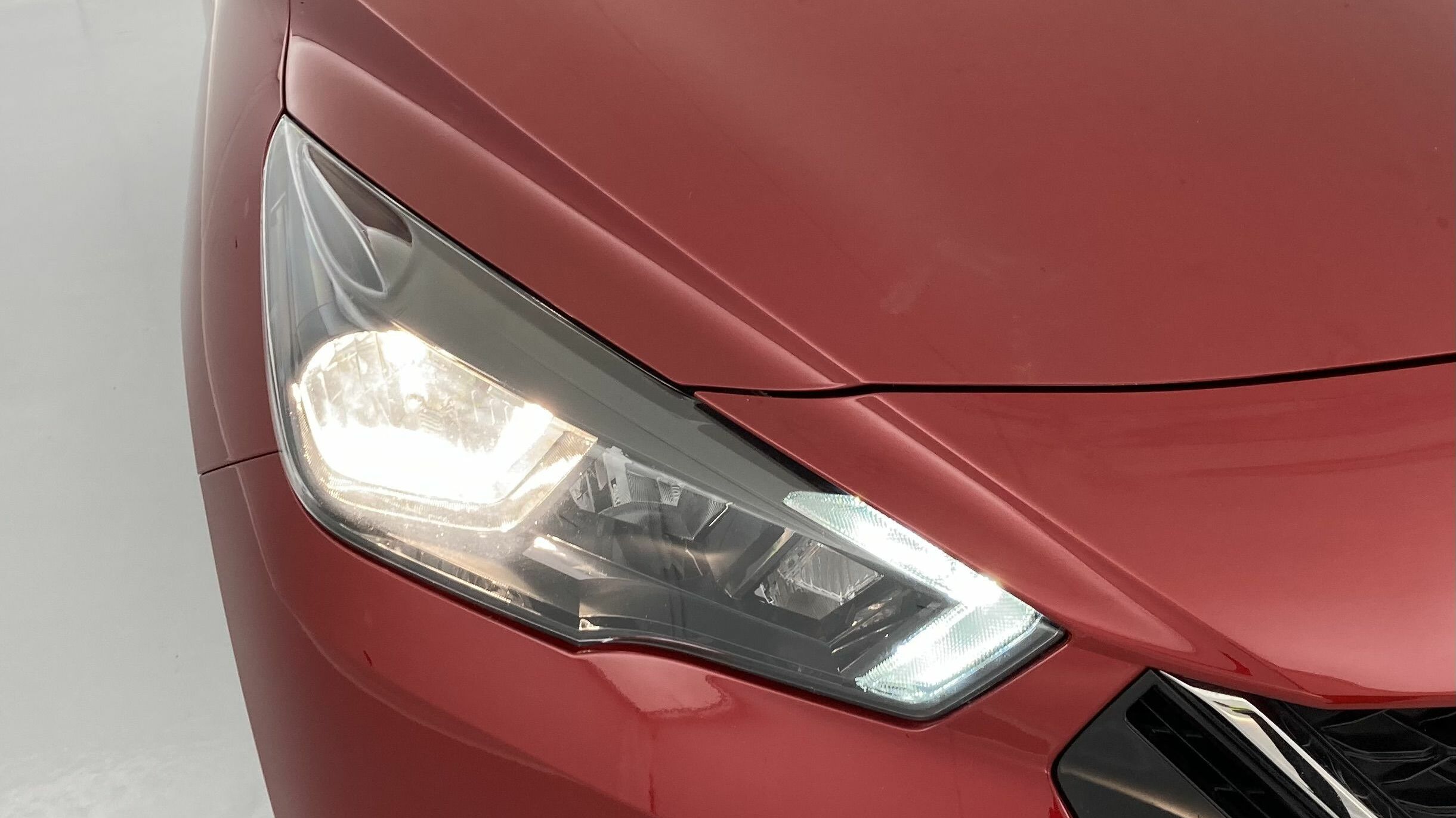 nissan micra n-design 1.0 IG-T 92 XTRONIC 2022 red passion 30