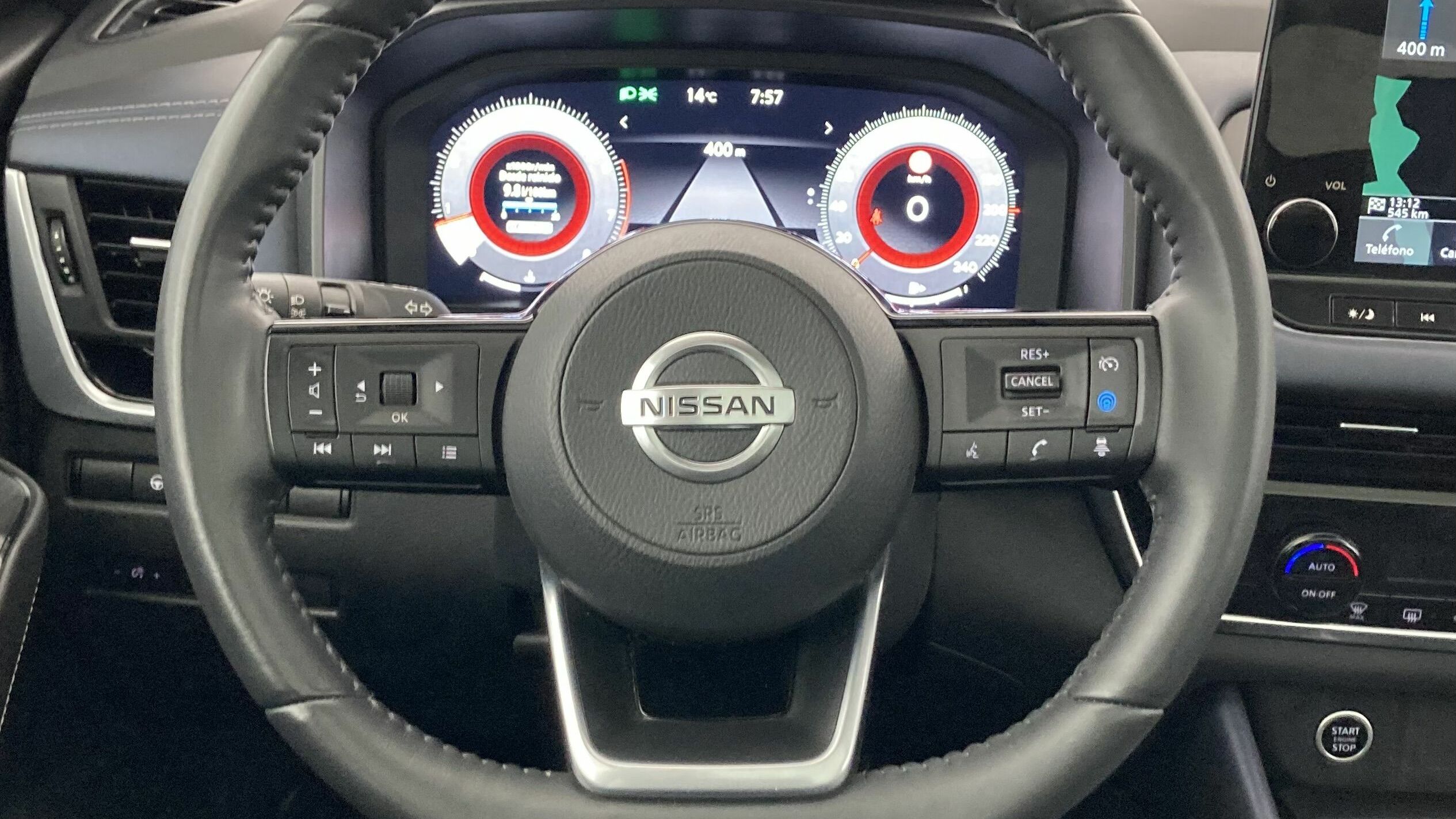 nissan qashqai tekna 1.3 DIG-T 140 MHEV 2022 blanc lunaire / noir 18