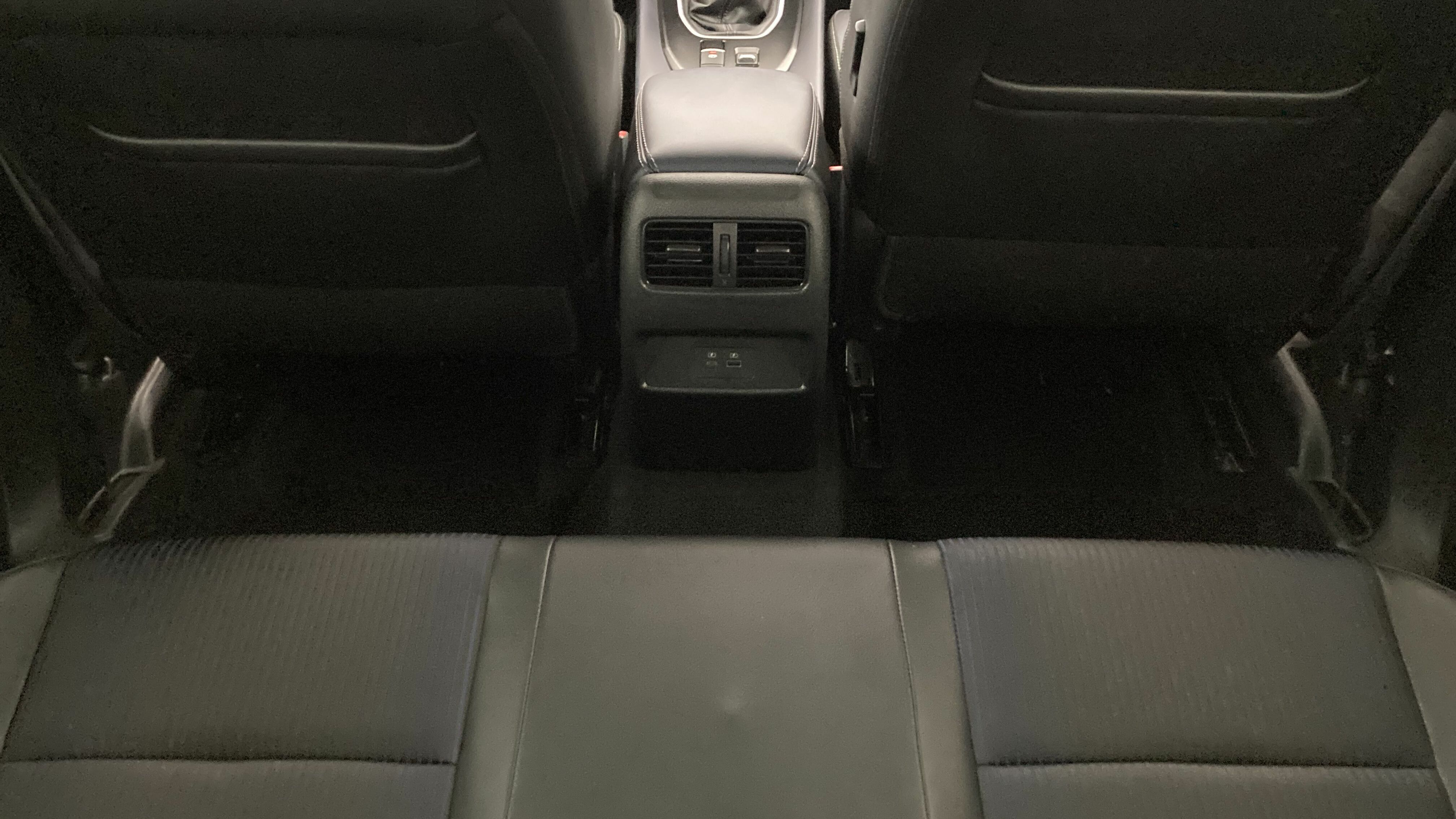 nissan qashqai tekna 1.3 DIG-T 140 MHEV 2022 blanc lunaire / noir 22