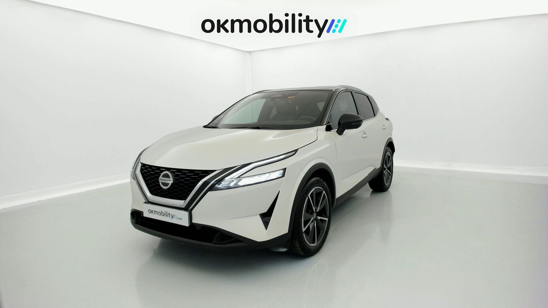 nissan qashqai tekna 1.3 DIG-T 140 MHEV 2022 blanc lunaire / noir 1