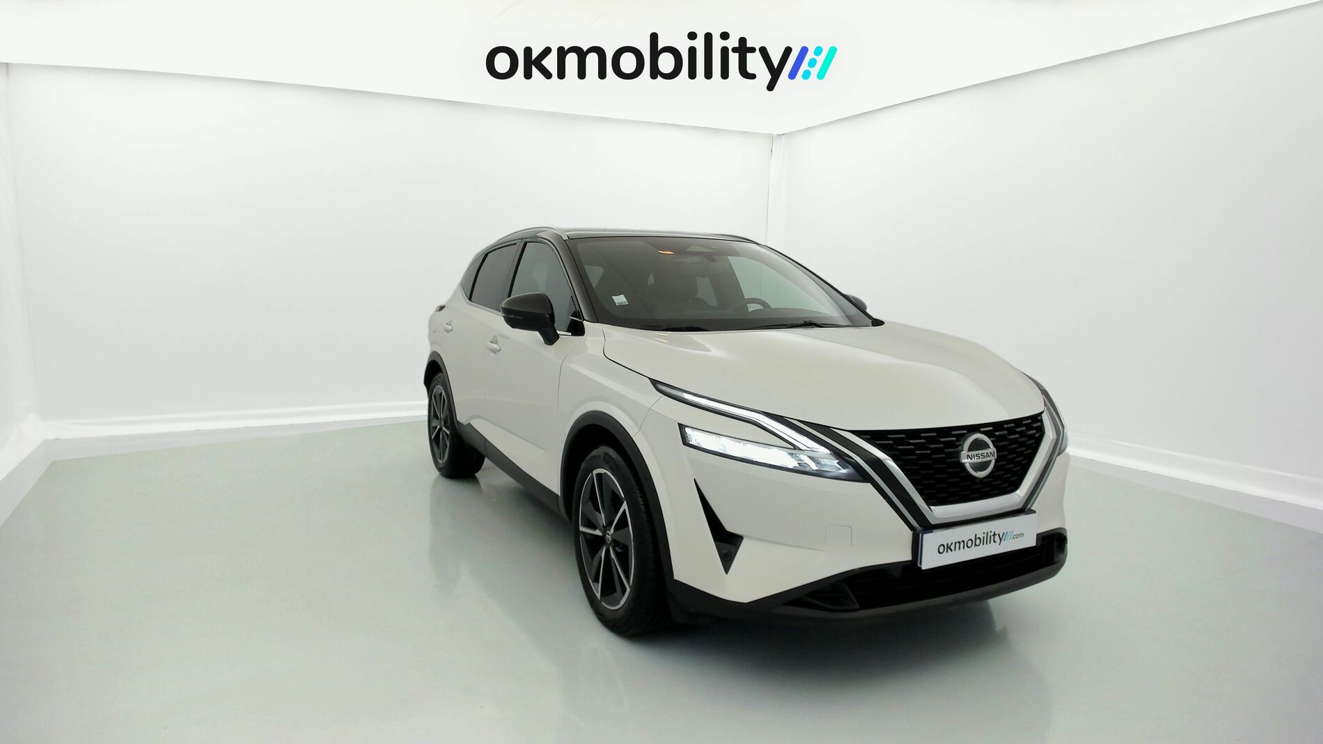 nissan qashqai tekna 1.3 DIG-T 140 MHEV 2022 blanc lunaire / noir 3
