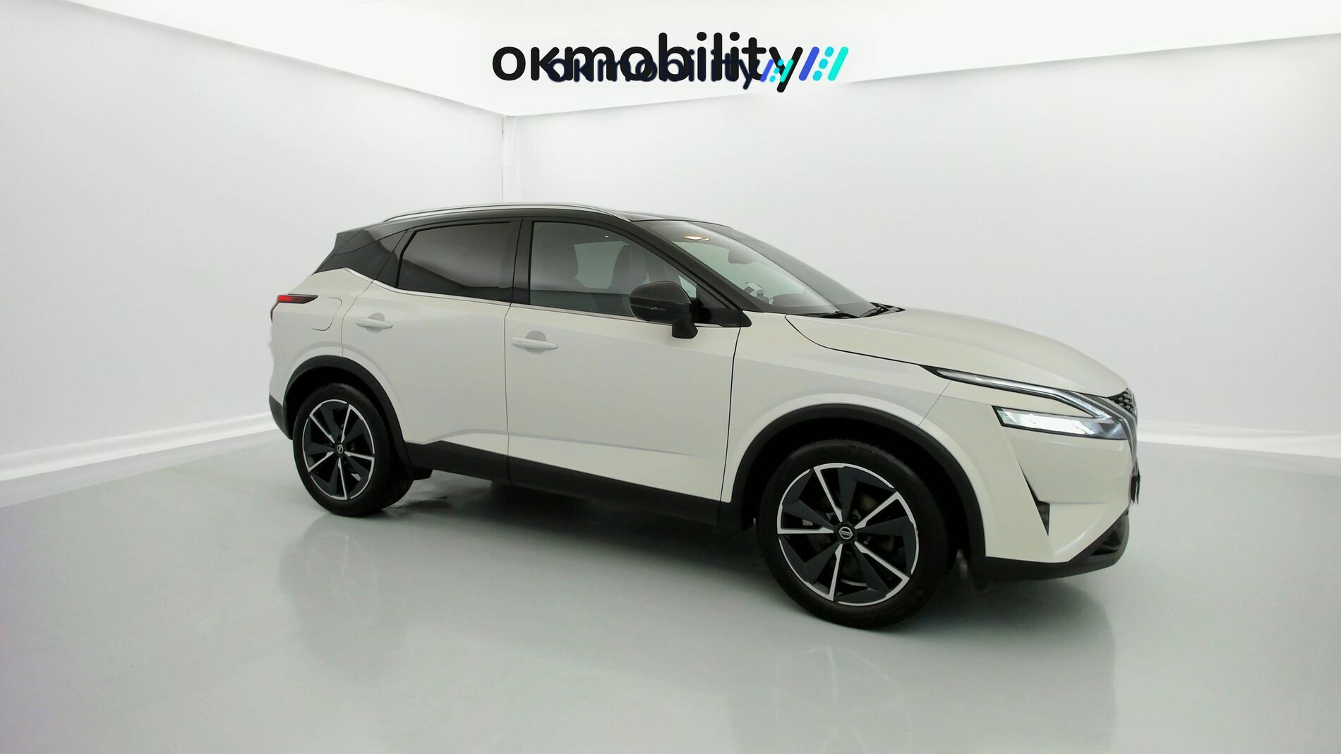 nissan qashqai tekna 1.3 DIG-T 140 MHEV 2022 blanc lunaire / noir 2
